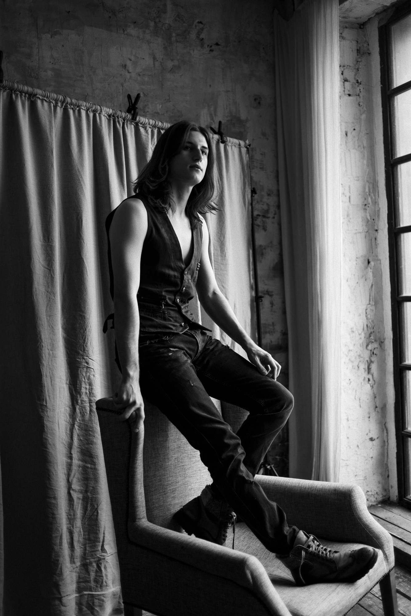 Мужской фотограф в Тюмени | Стильный мужской портрет. Портретный фотограф Тюмень Дарья Мустафина