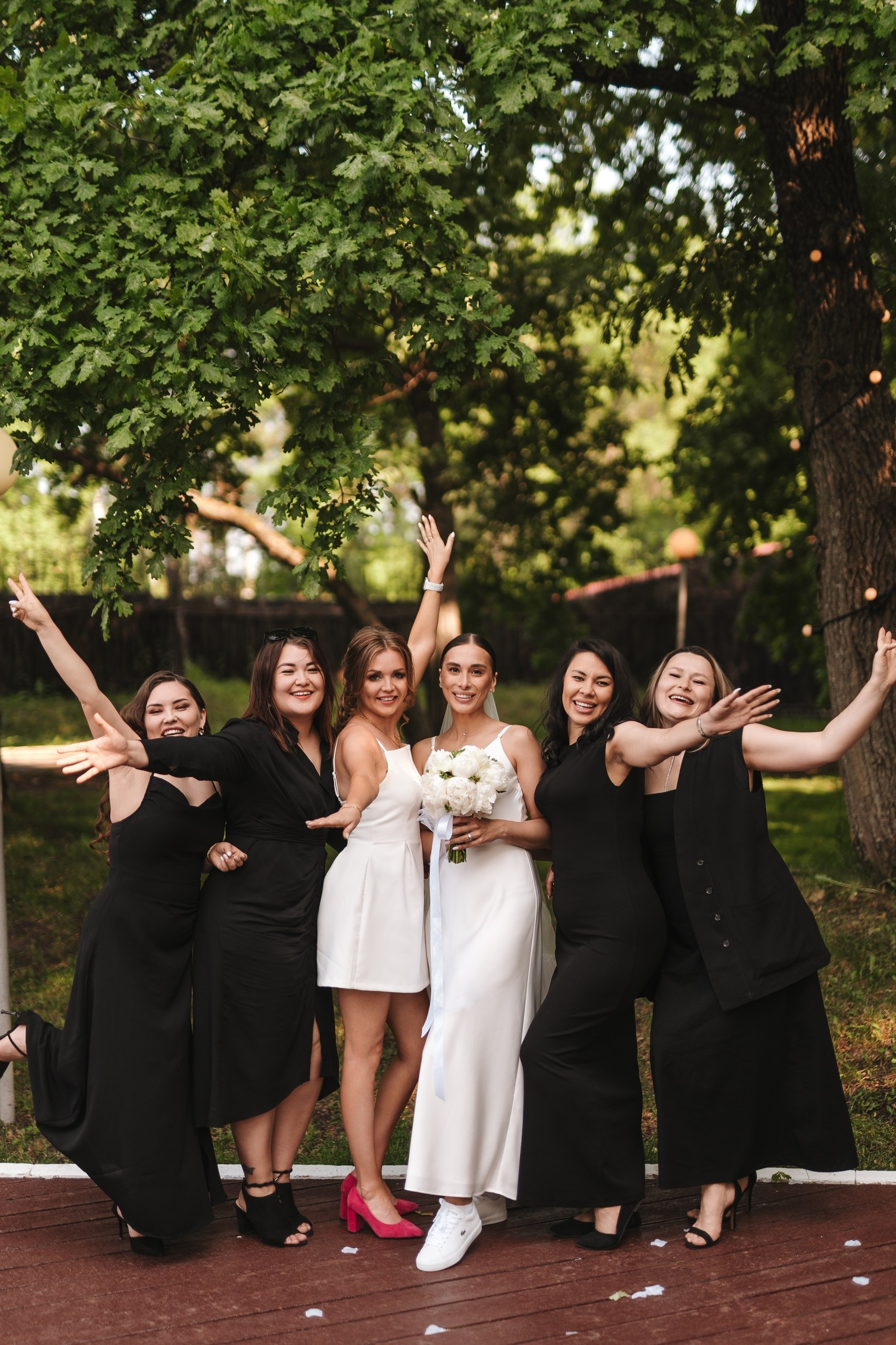 Свадьба 7 июня 2026 года — фотосессия, ЗАГС и банкет в шатре «Под облаками» в Нагаево с ведущим Артуром Ильясовым