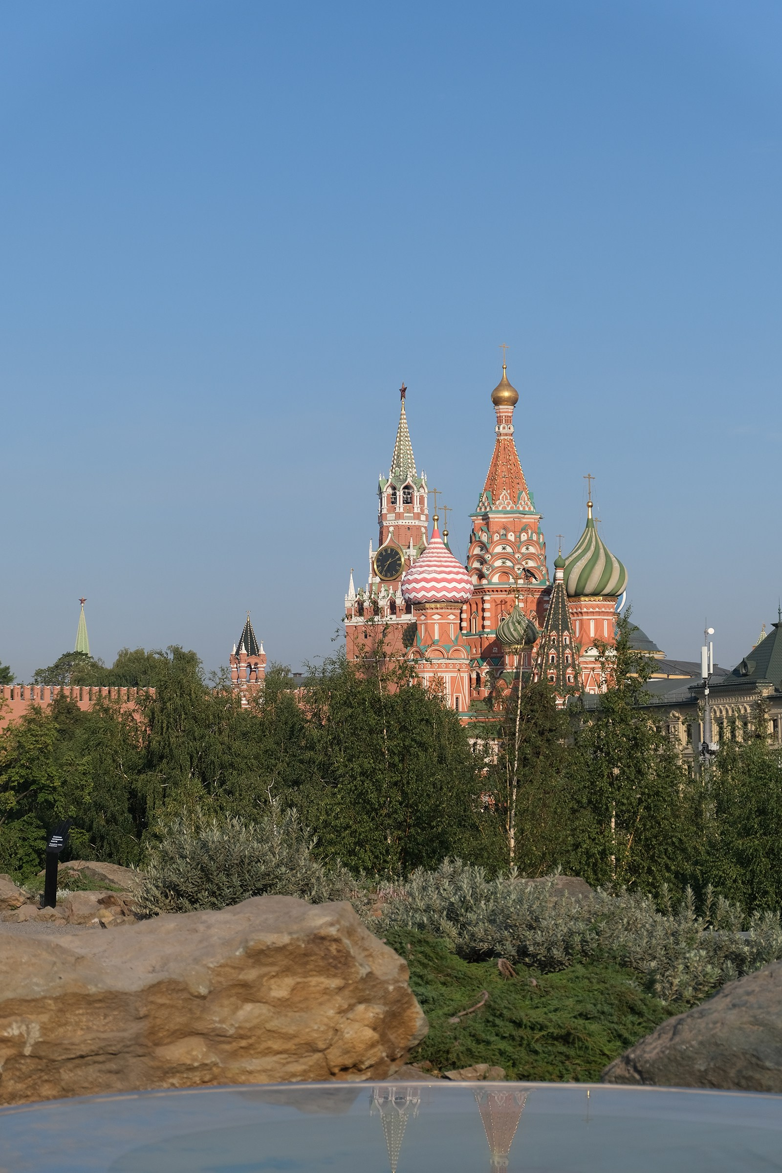 Фотографии города, архитектуры, цветов, макро, кошек. Москва