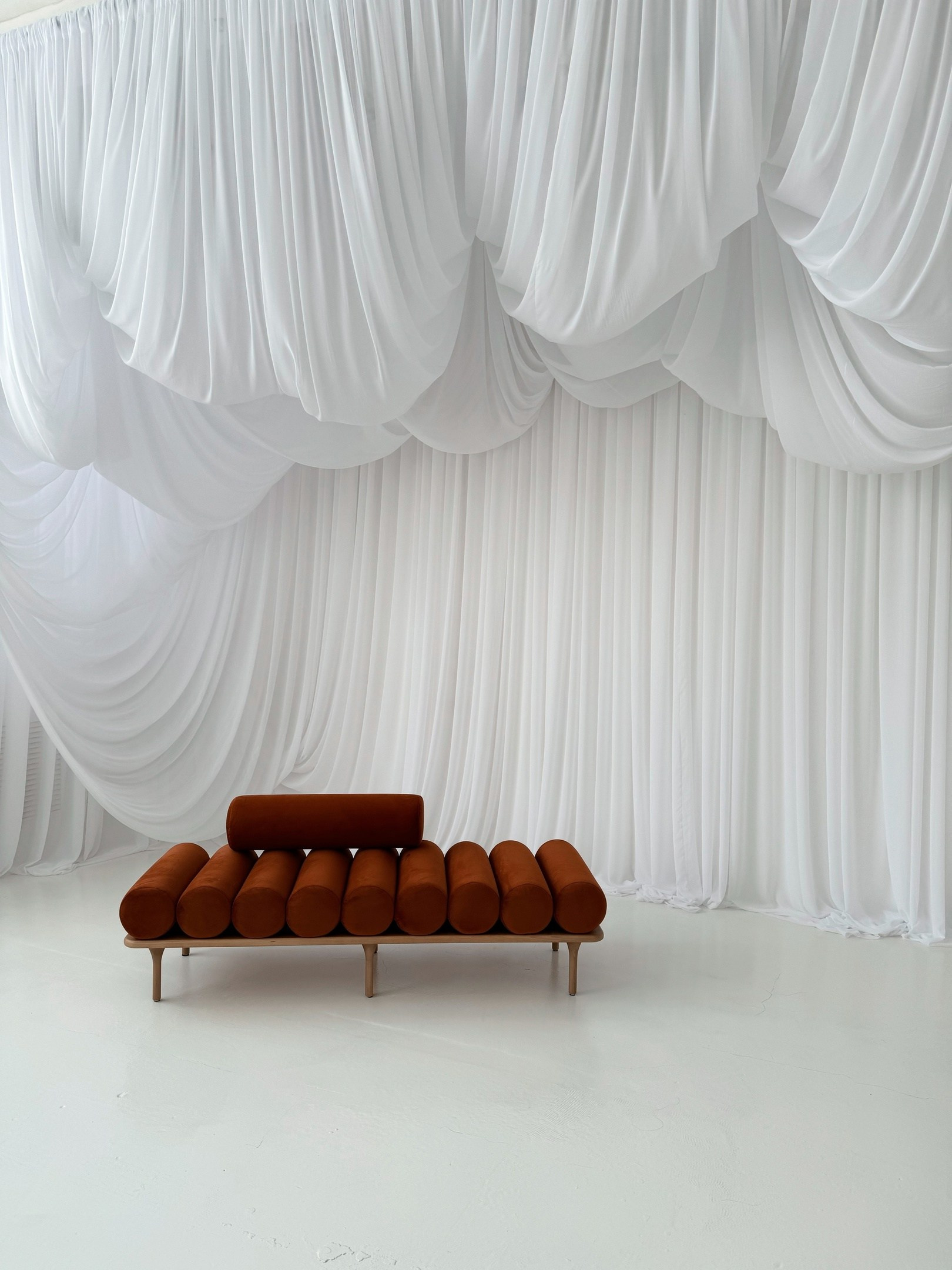 Фотостудии и пространства Перми для свадебной фотосессии. Свадебный фотограф Пермь