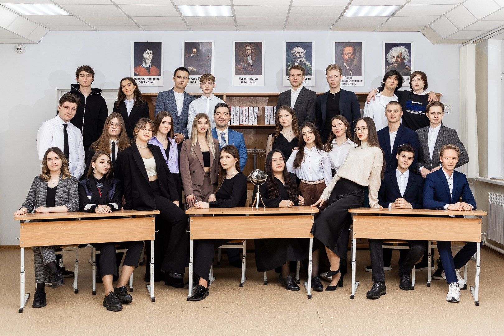 Классные выпускные альбомы — Сургут, Тюмень и ХМАО