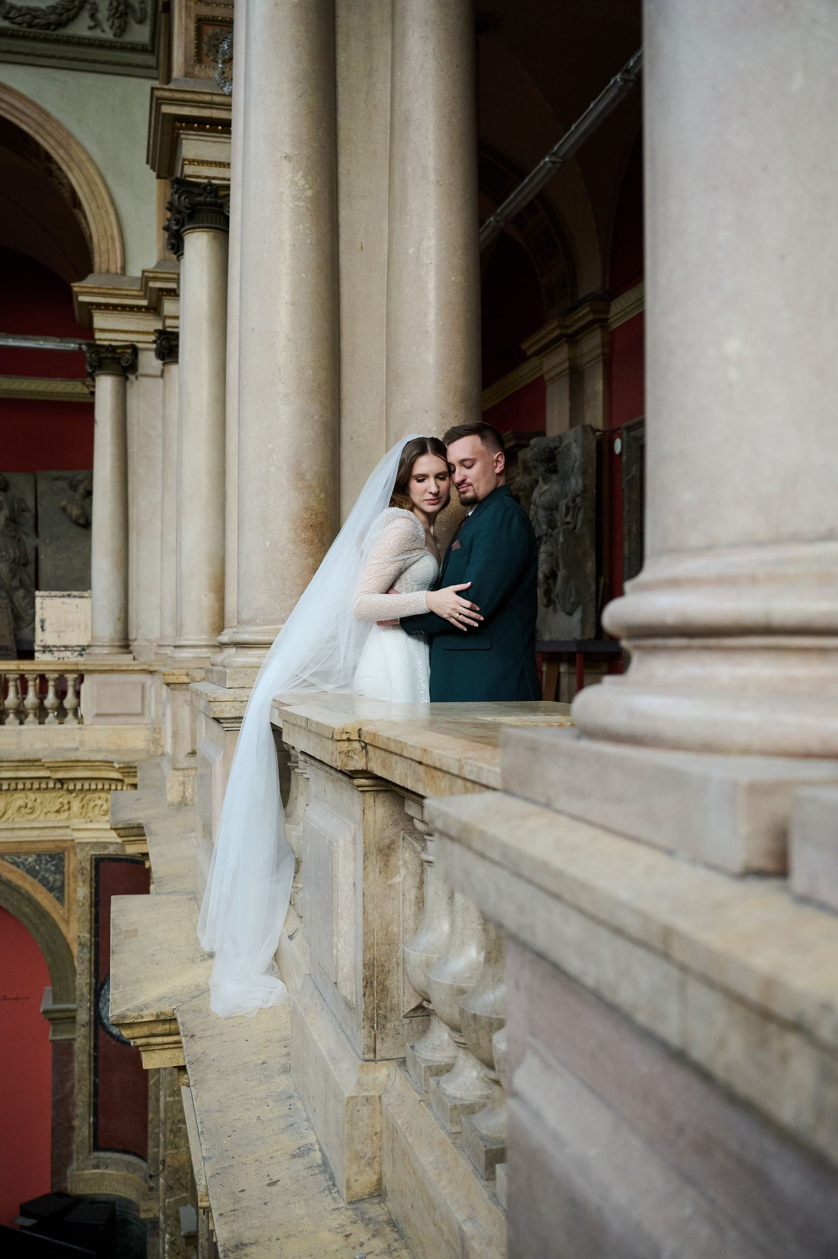 Свадебный фотограф СПб — свадьба в Академии Штиглица и втором дворце на Фурштатской. Свадебный фотограф в Санкт-Петербурге Петергофе Пушкине Саша Галлс / Александр Галлс