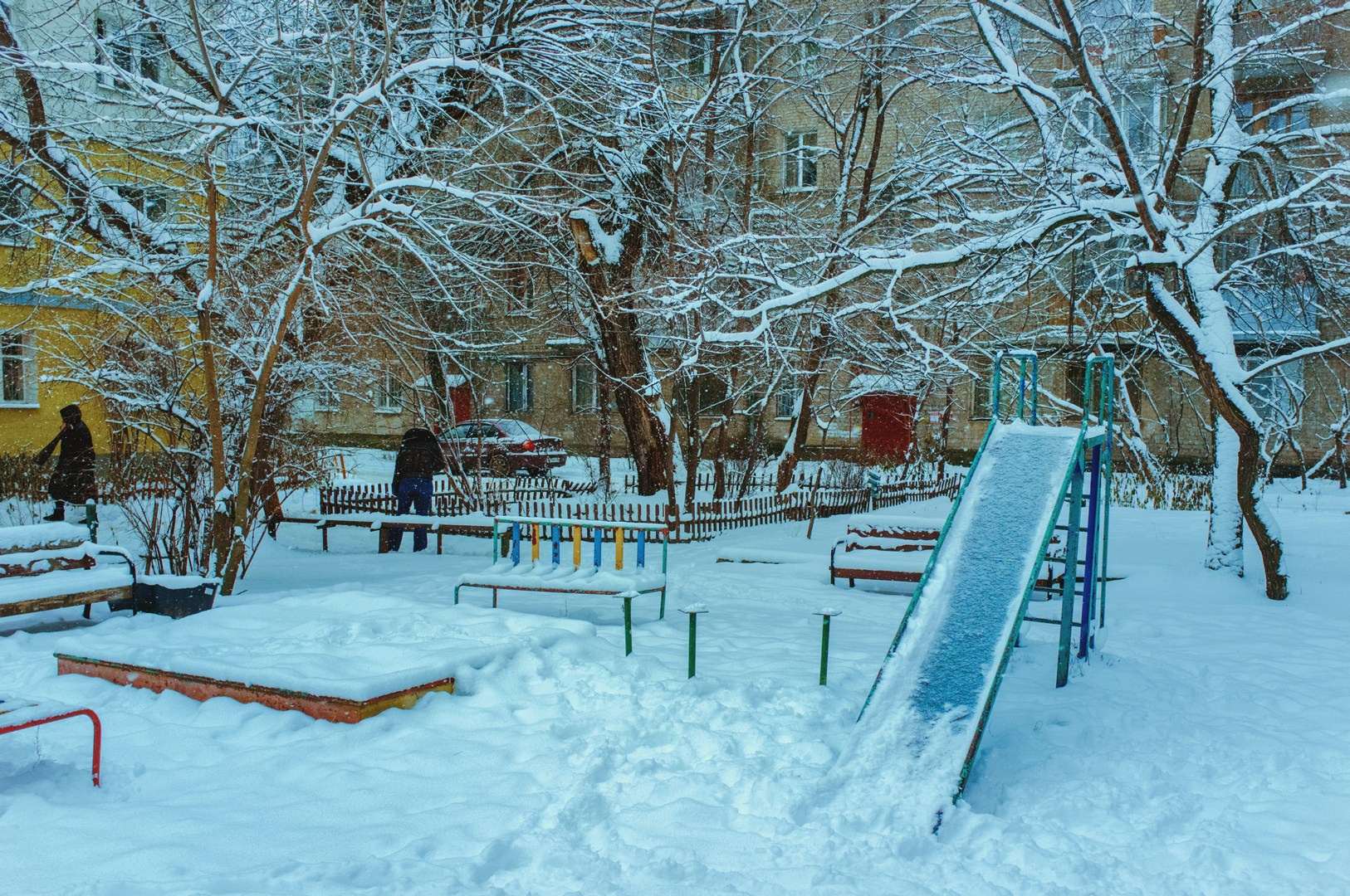 Зима уходящая. Руслан Шувалов (поэтограф)