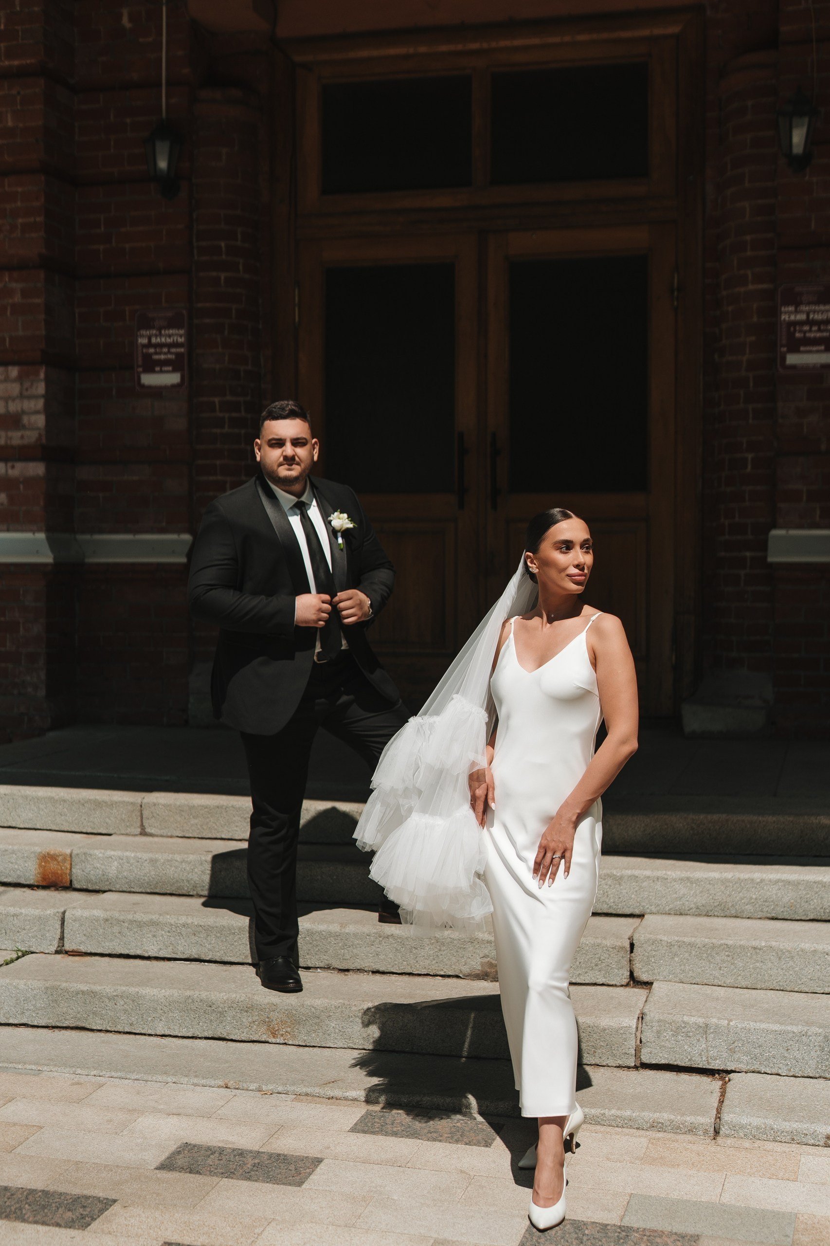 Свадьба 7 июня 2026 года — фотосессия, ЗАГС и банкет в шатре «Под облаками» в Нагаево с ведущим Артуром Ильясовым