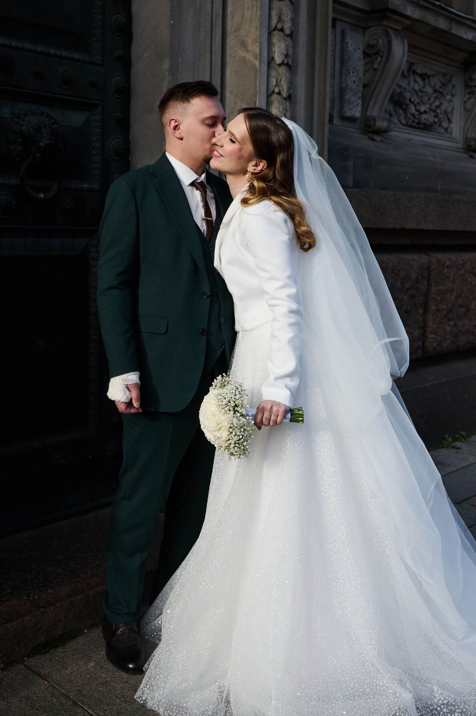 Свадебный фотограф СПб — свадьба в Академии Штиглица и втором дворце на Фурштатской. Свадебный фотограф в Санкт-Петербурге Петергофе Пушкине Саша Галлс / Александр Галлс