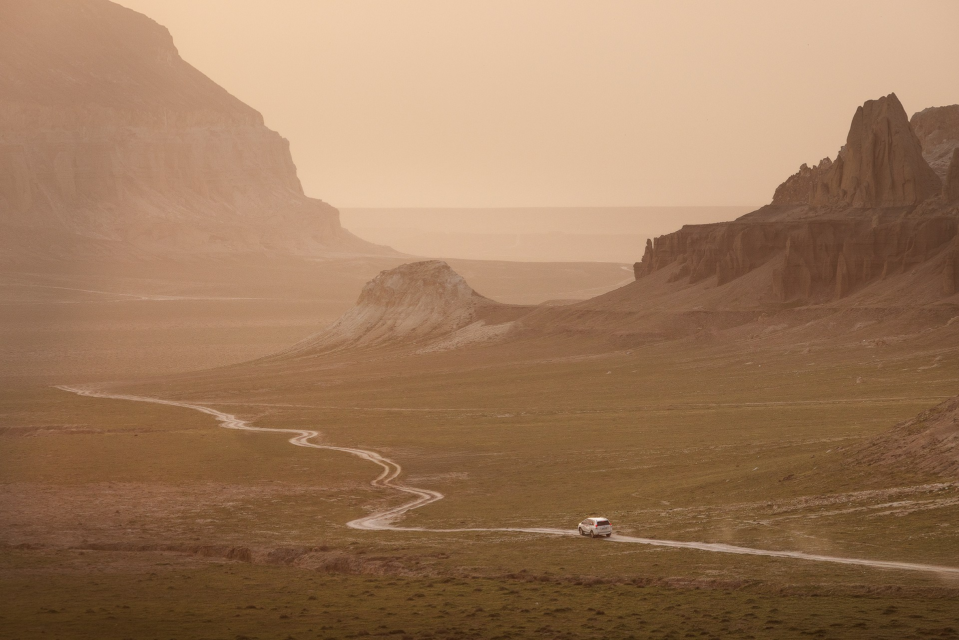 Армения. Осенние краски древней земли 24.10.26 — 01.11.26. Дмитрий Купрацевич профессиональный пейзажный и travel-фотограф
