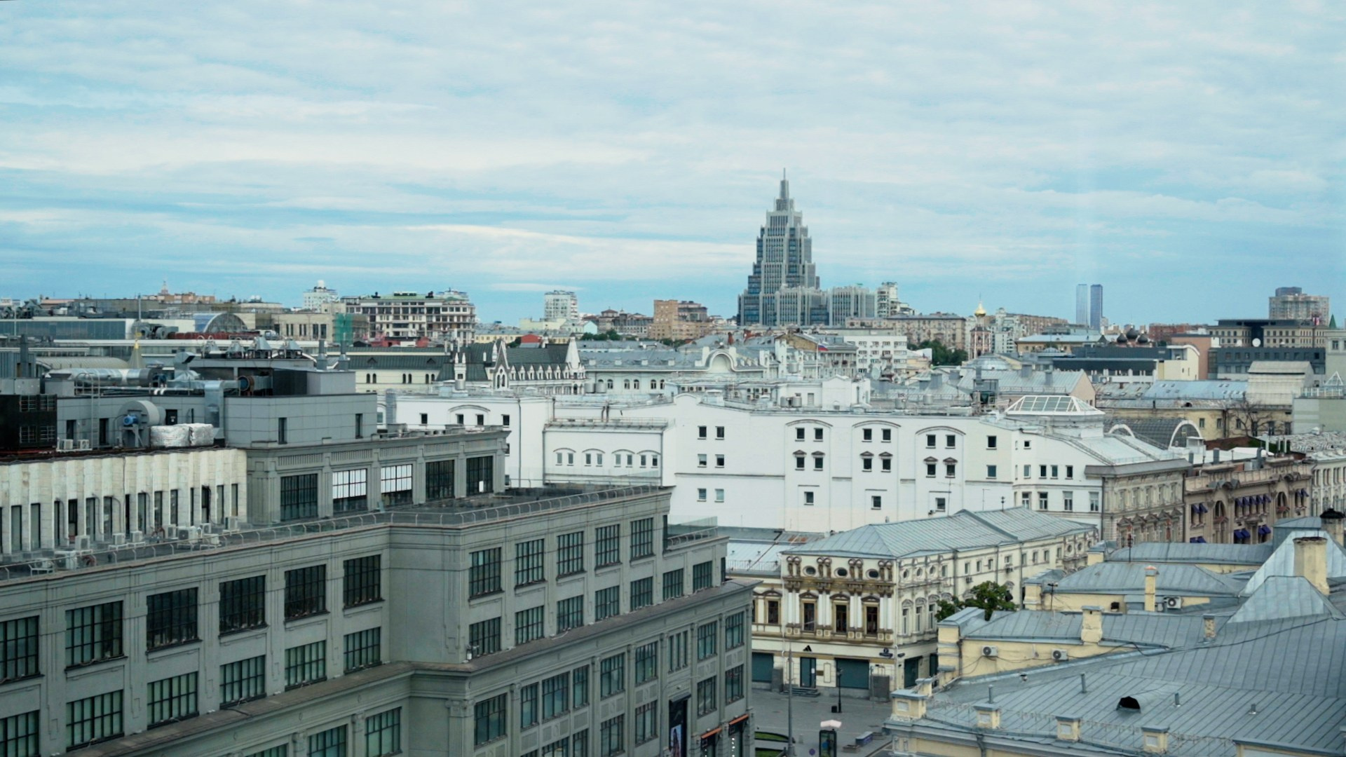 Лучшие отели для свадебного утра в Москве. Свадебный видеограф в Москве Никонова Анна