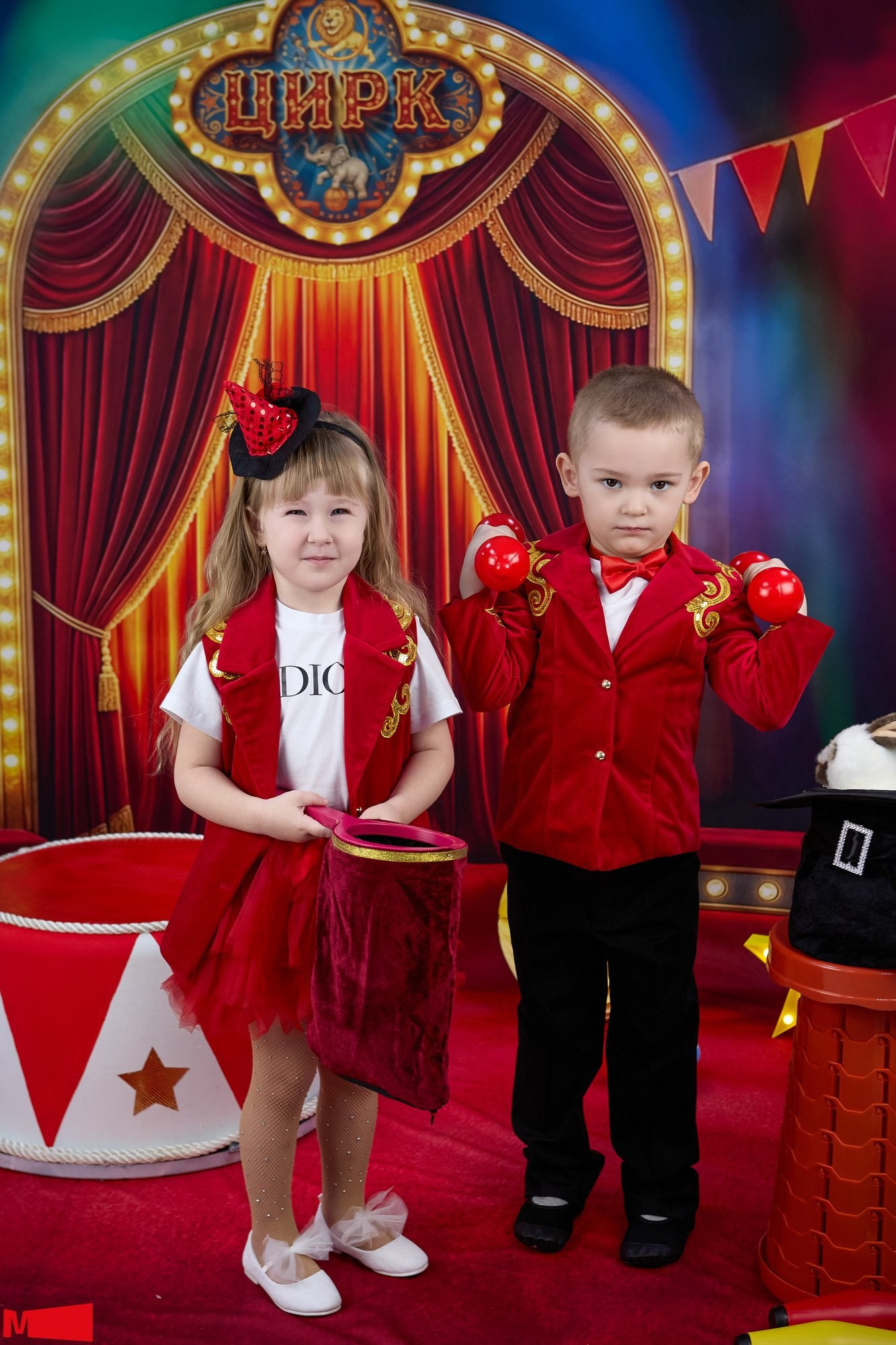 Цирк у вас. Фотосессия для детей и выпускников | Mega Foto — Сургут