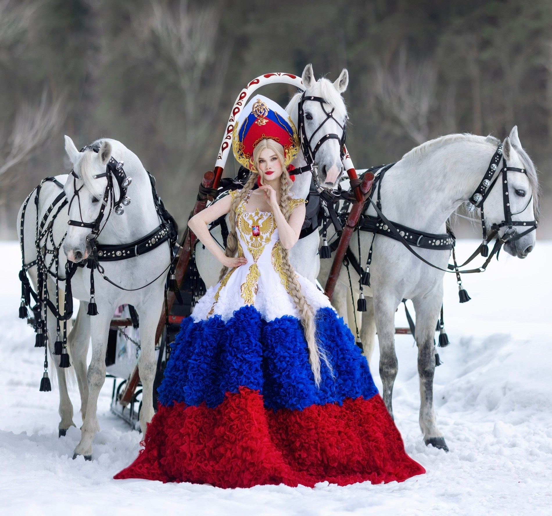 Россия. Русские народные костюмы в Москве