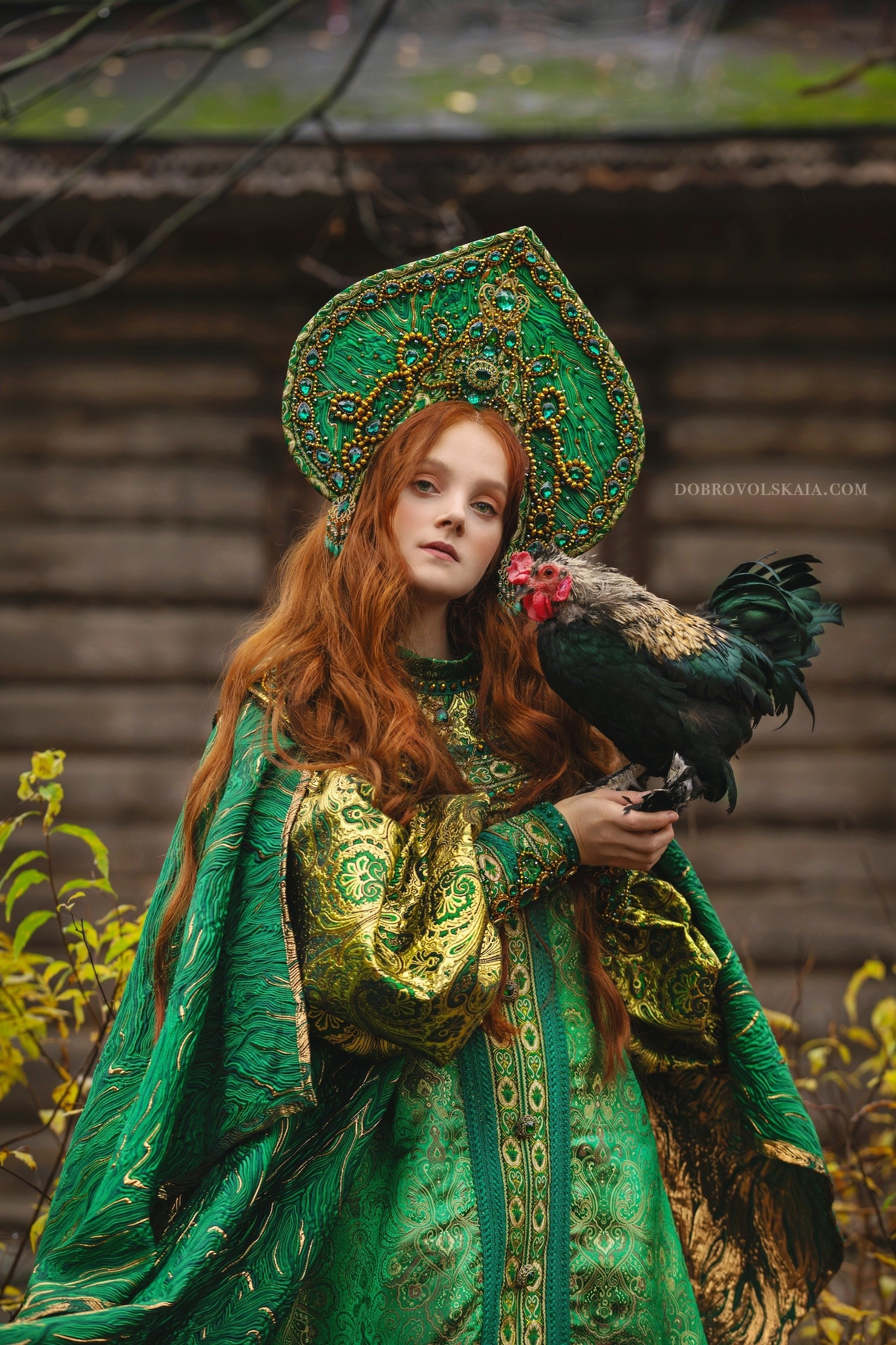 Малахитовая шкатулка. Русские народные костюмы в Москве