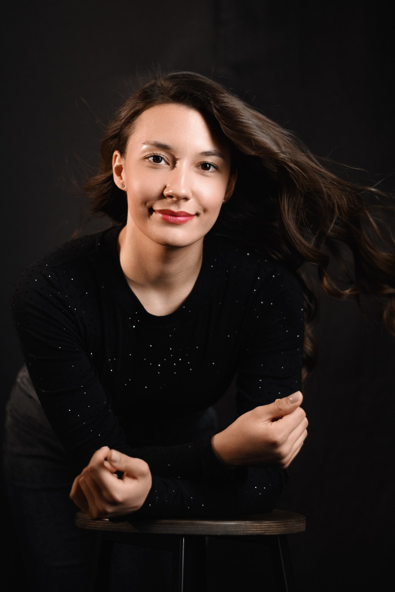 ЧБ портрет в Тюмени | Фотограф Дарья Мустафина. Портретный фотограф Тюмень Дарья Мустафина