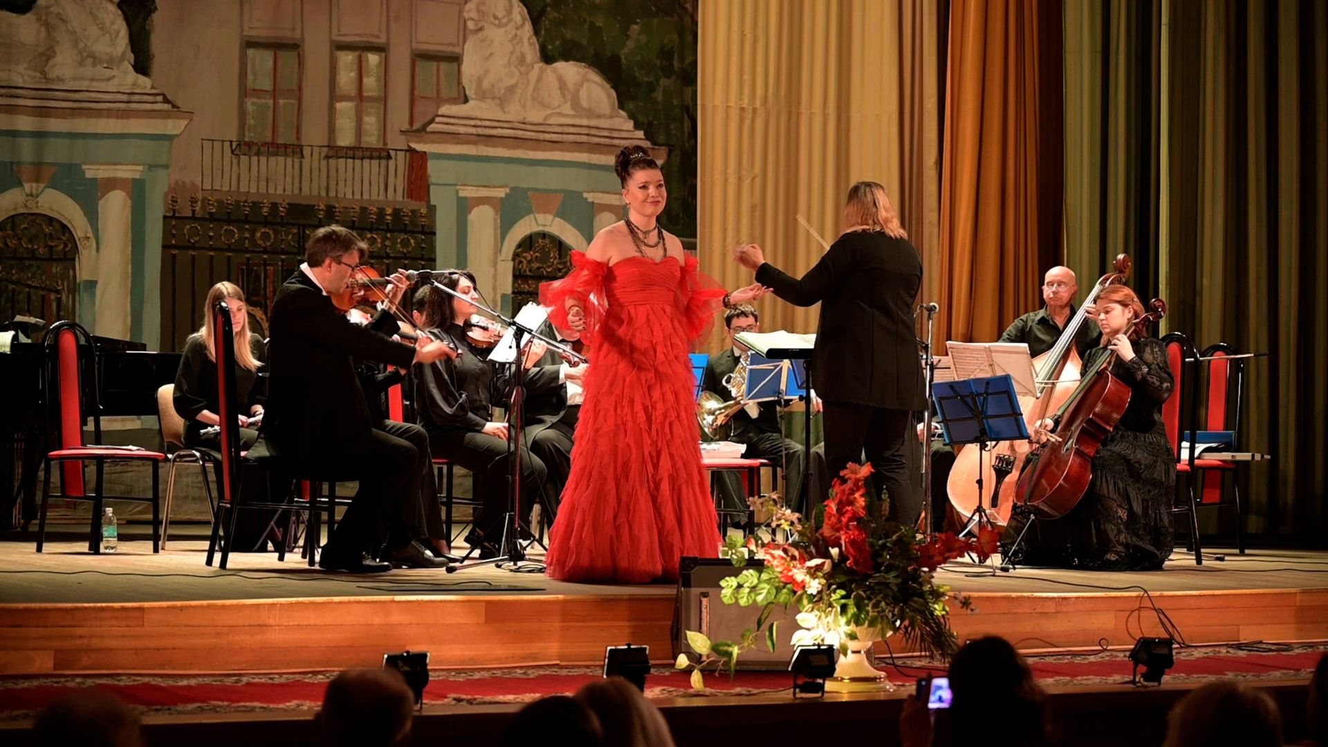 Видео. Московский молодежный оперный театр