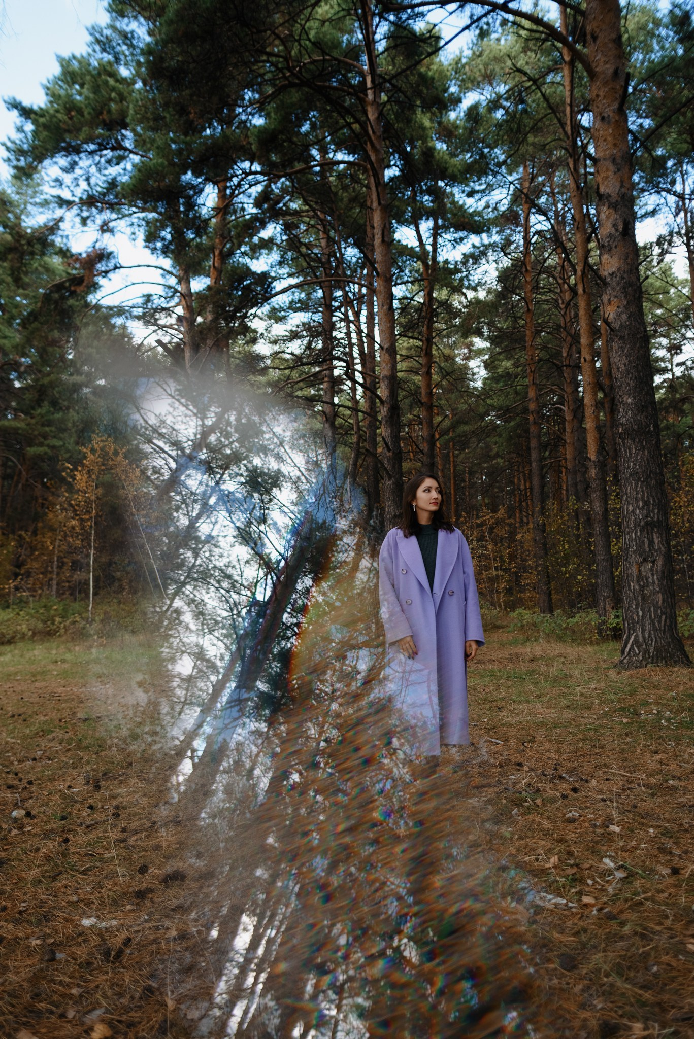 Женская фотосессия в лесу. Атмосферный портрет.