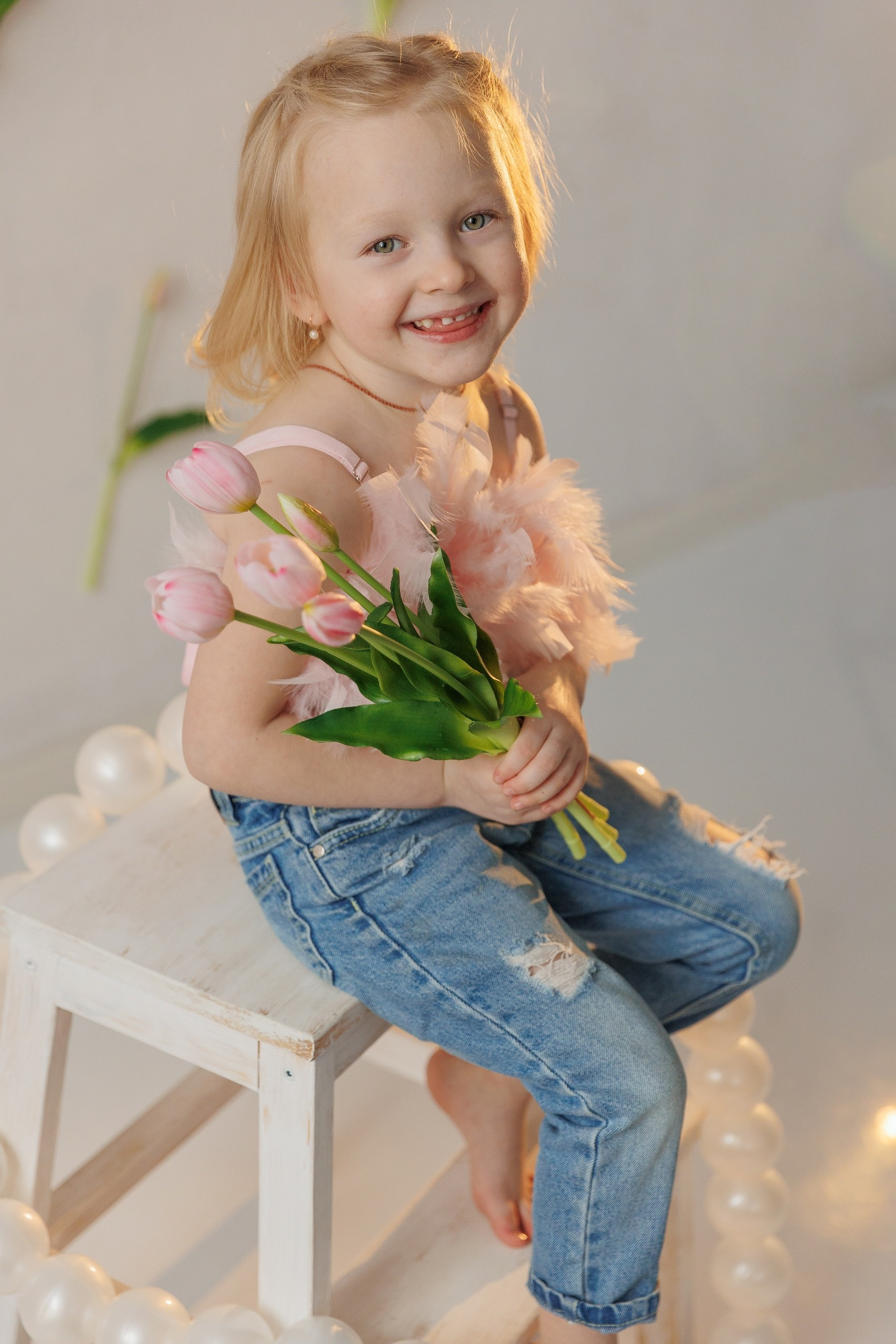 Детский фотодень «ТЮЛЬПАНЧИКИ» 2026. Фотограф Лодейное Поле Екатерина Герасимова в Санкт-Петербурге и Лен. области