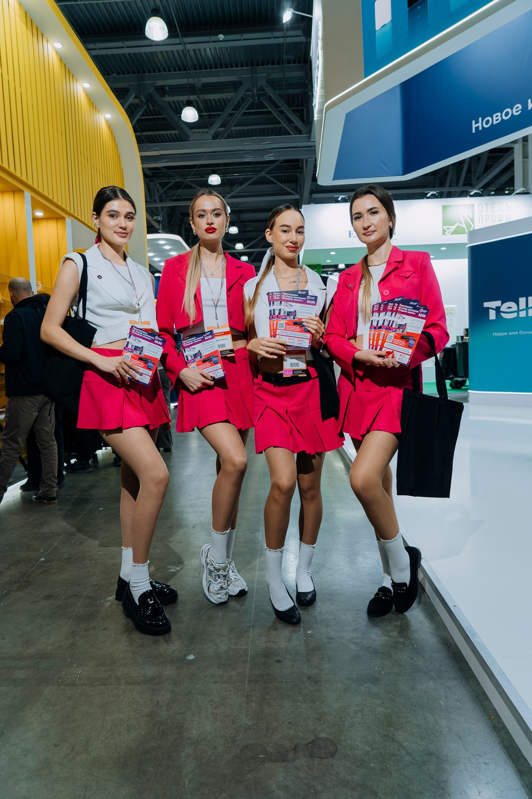 «Сладкая жизнь» на Продэкспо 2025: взгляд фотографа. Профессиональный репортажный фотограф в Москве Владимир Глаголев