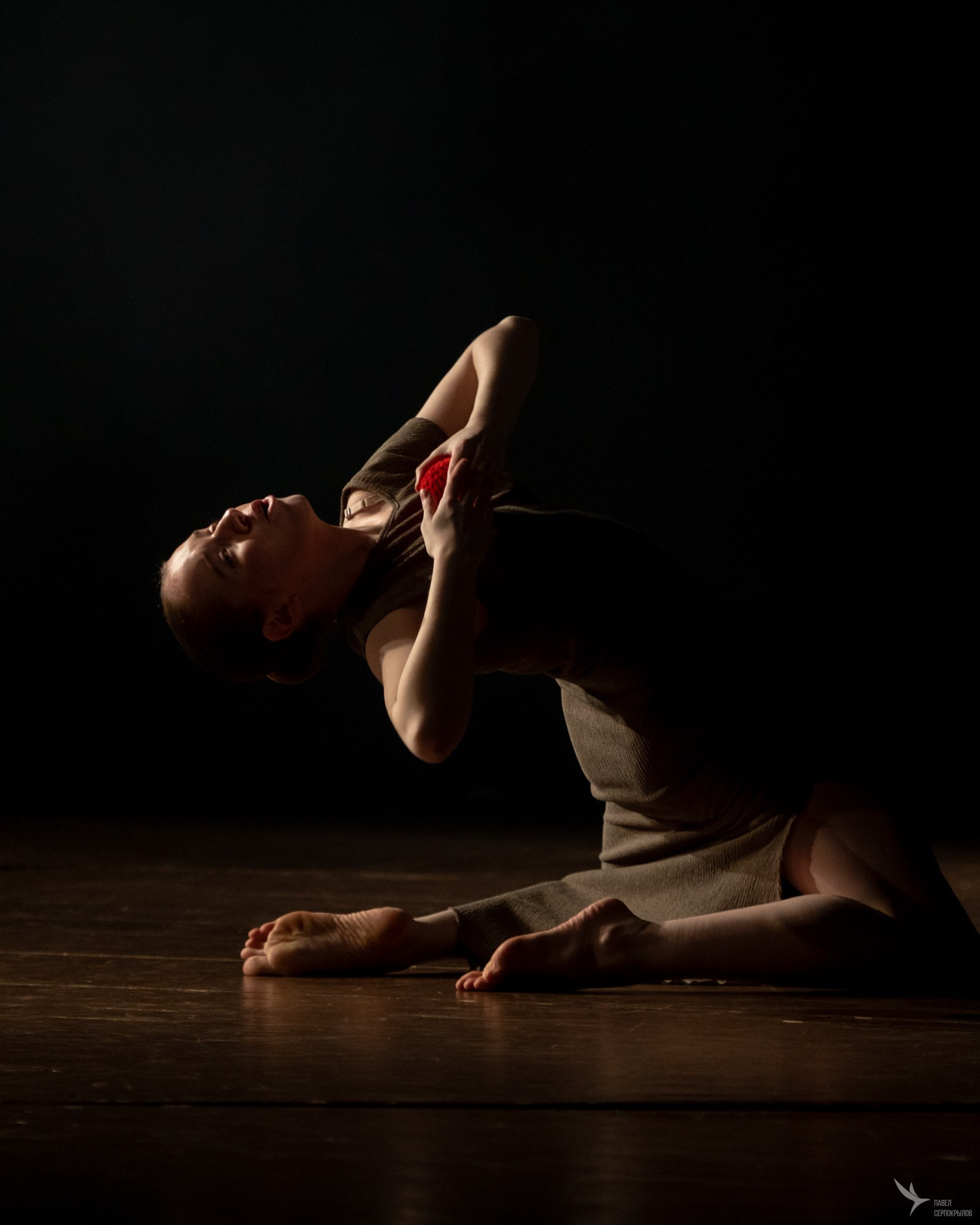 Хореографический спектакль «На след и Я». Репортажный фотограф в Казани Павел Серпокрылов