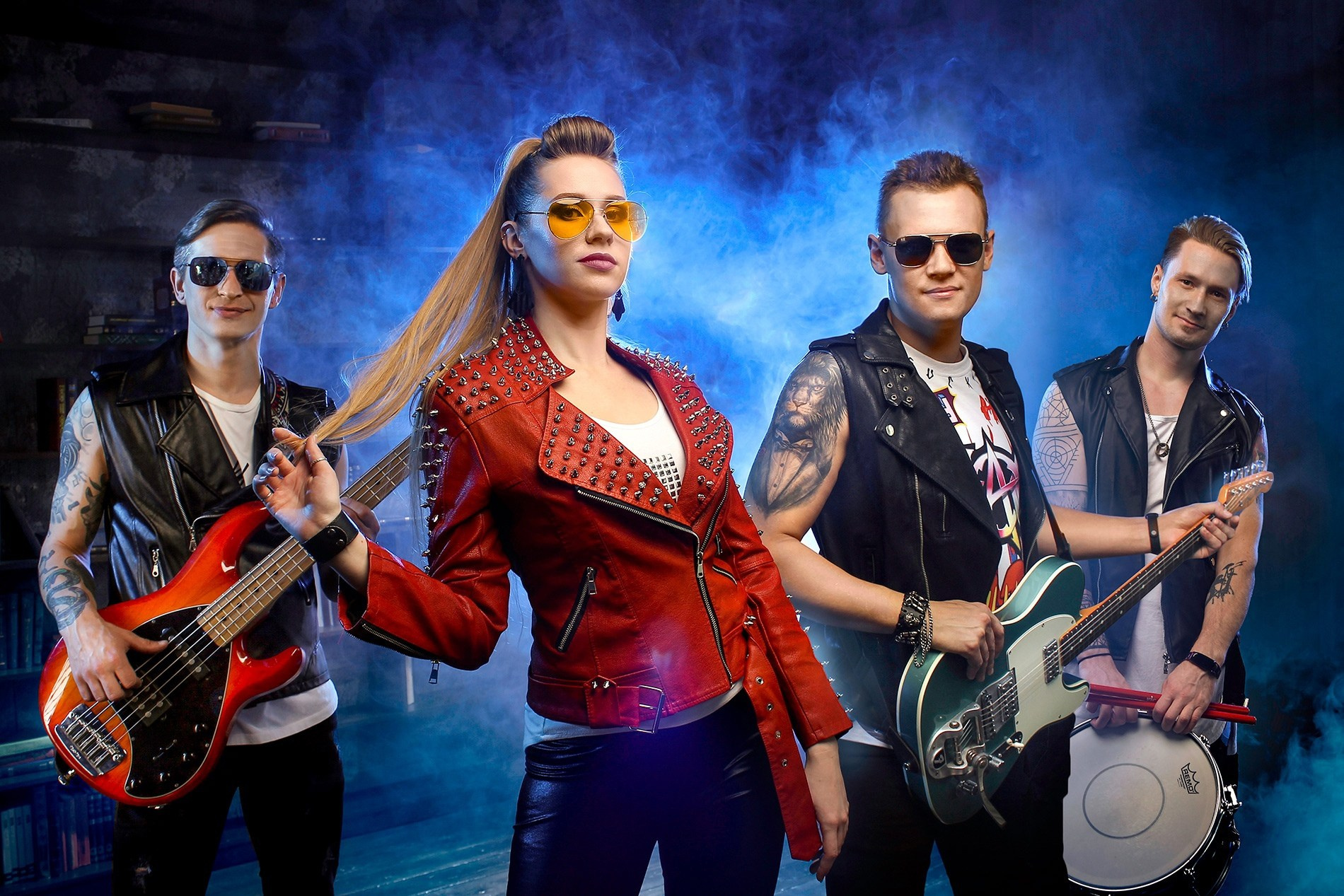 Студия автопортрета в Кирове. Студия с зеркалом без фотографа