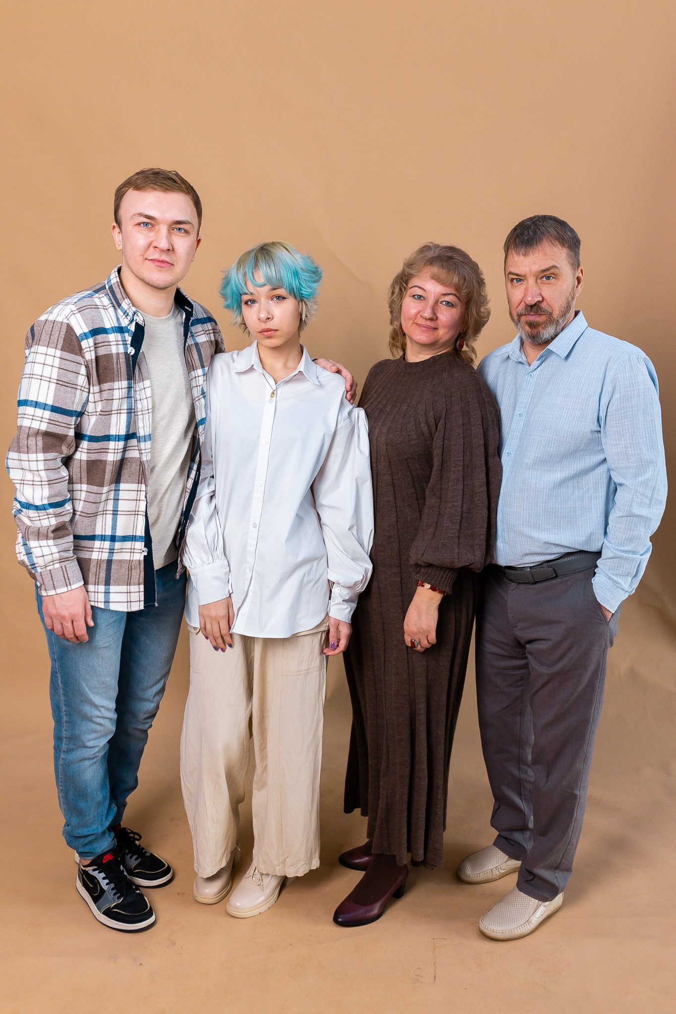 Семейная фотосессия в Алматы. MIKHAIL VASSILYEV — Свадебный и Репортажный фотограф в Алматы