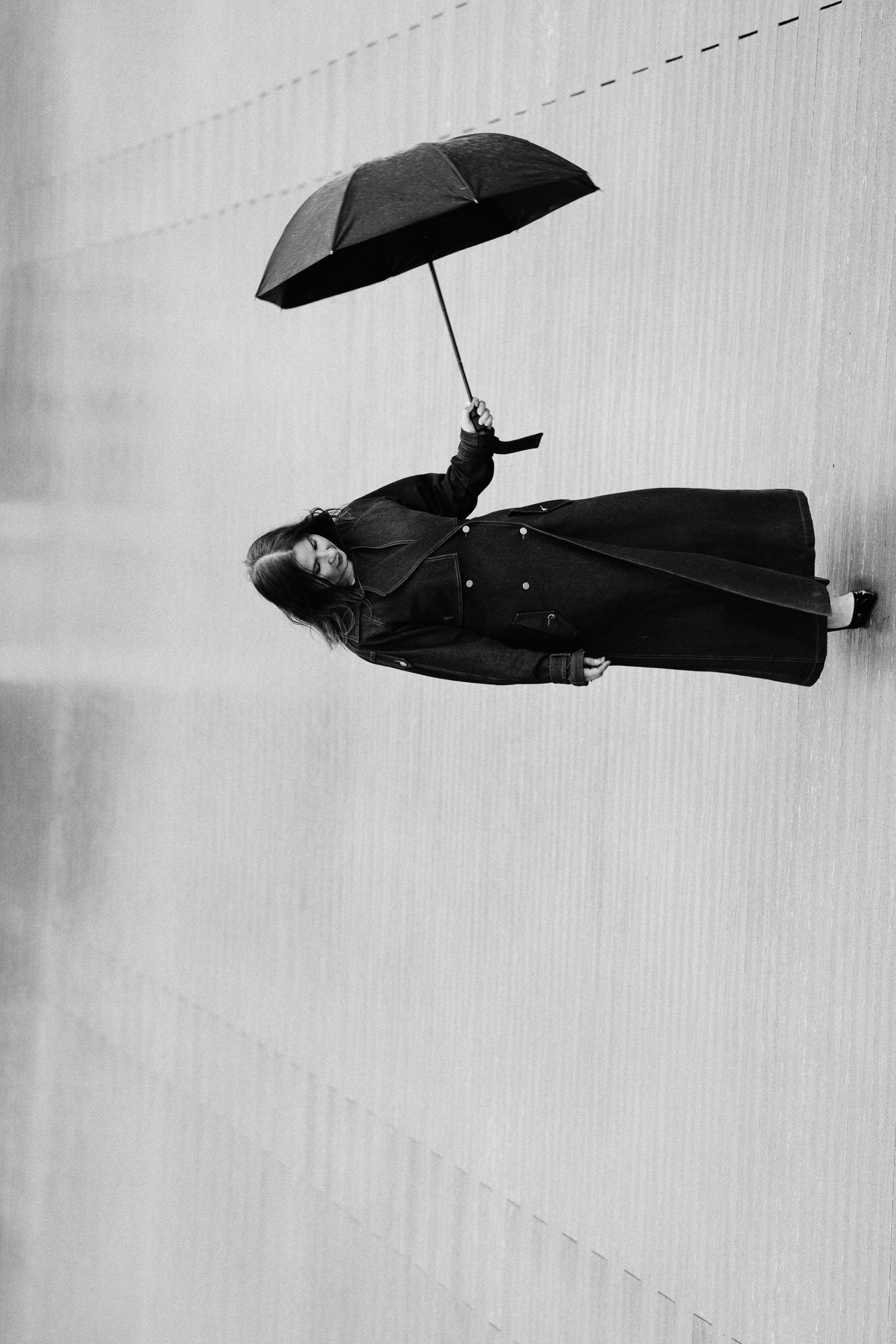 Фотограф Тюмень — Уличная фотосессия на крыше | Дарья Мустафина