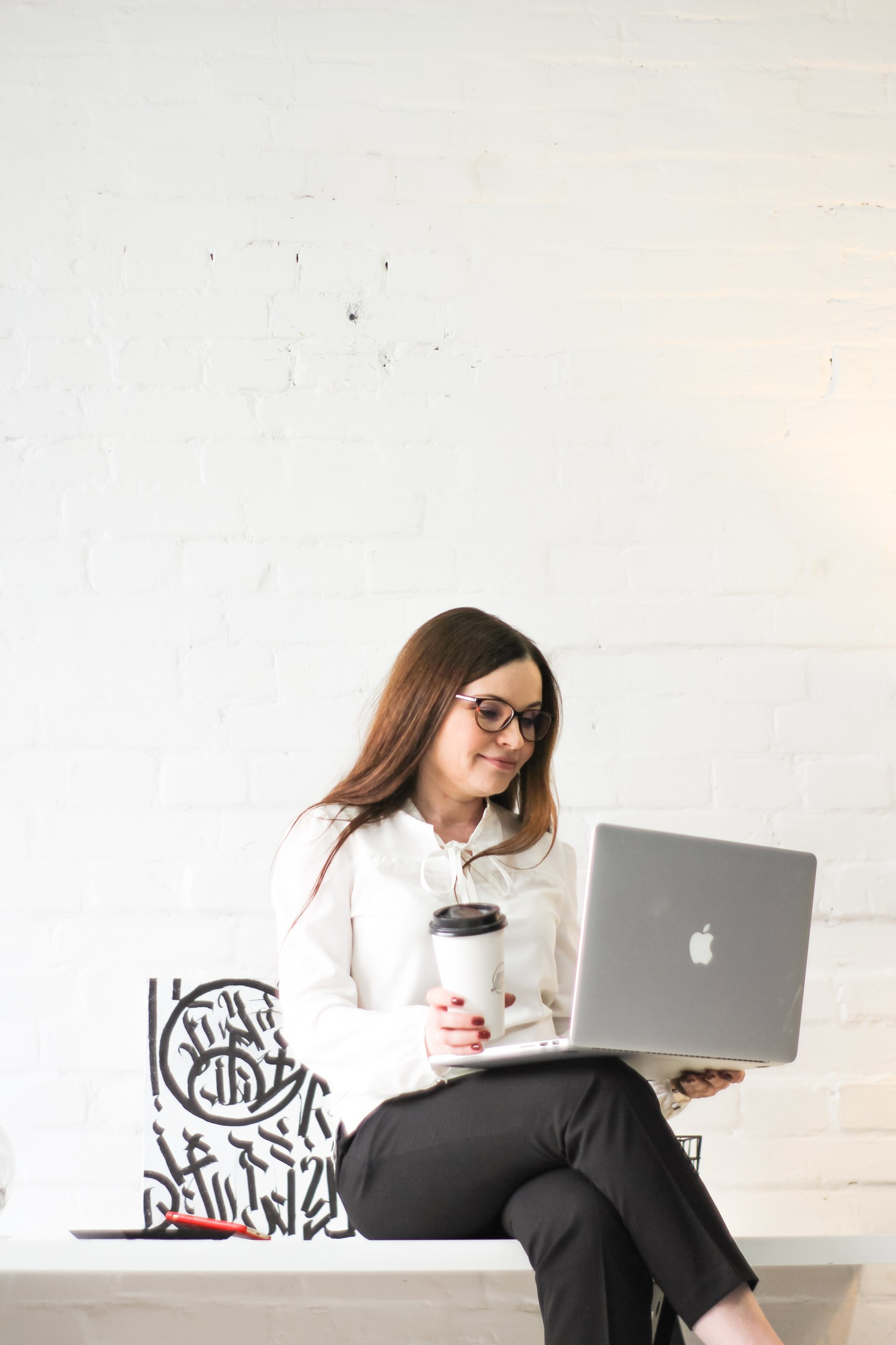 Контент съемка и предметная съемка для продвижения услуг бизнеса. Студия контента «СВОЕ МЕСТО»