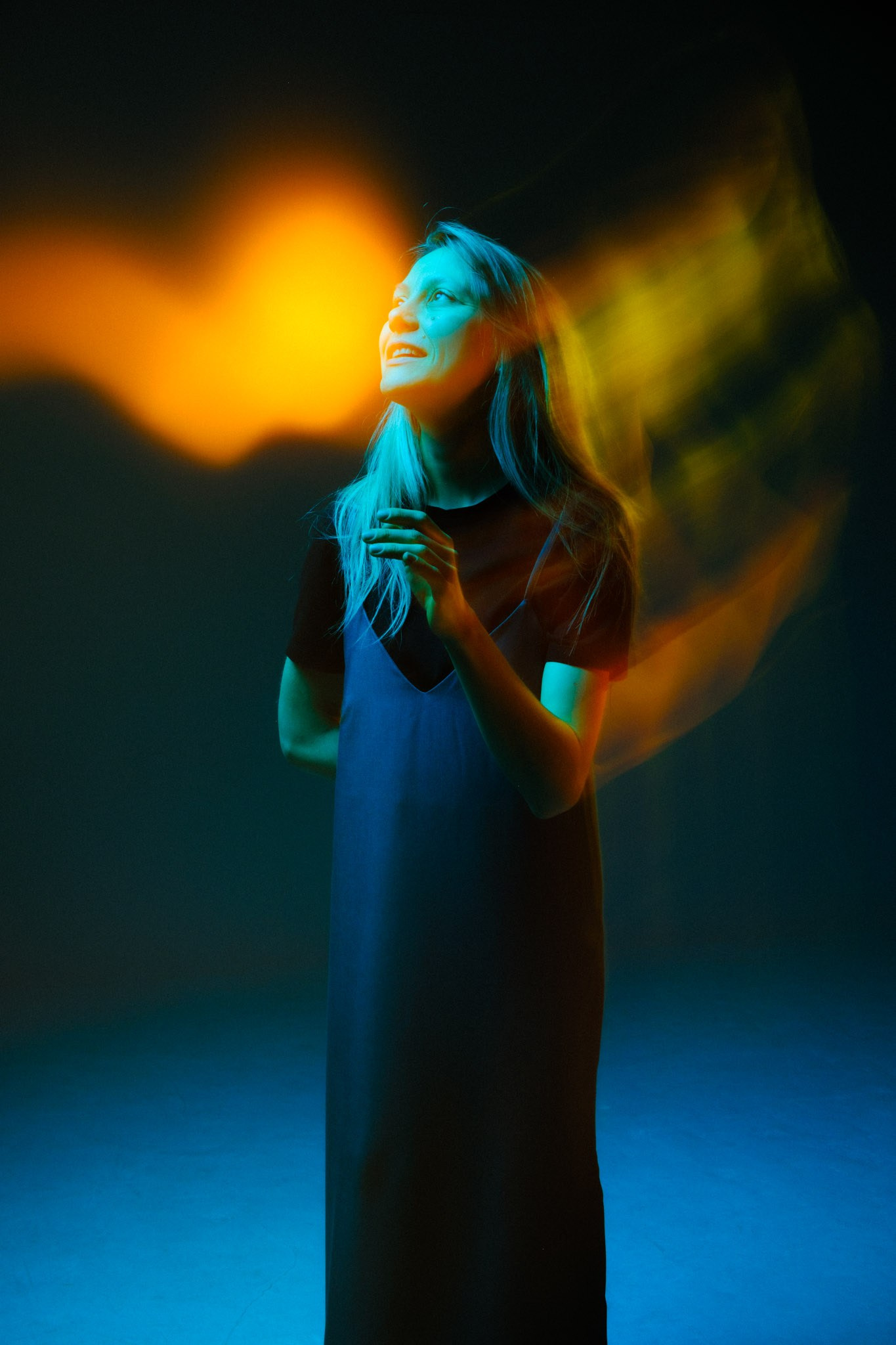 Works. Фотограф с цветным светом и оператор в Москве | Лиля Кичигина