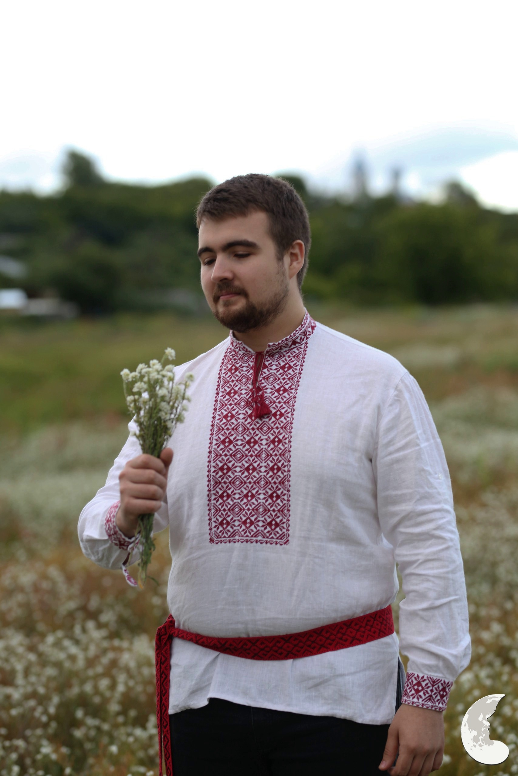 Прокат костюмов в русском стиле в Нижнем Новгороде. Русская и славянская одежда. Современна русская одежда