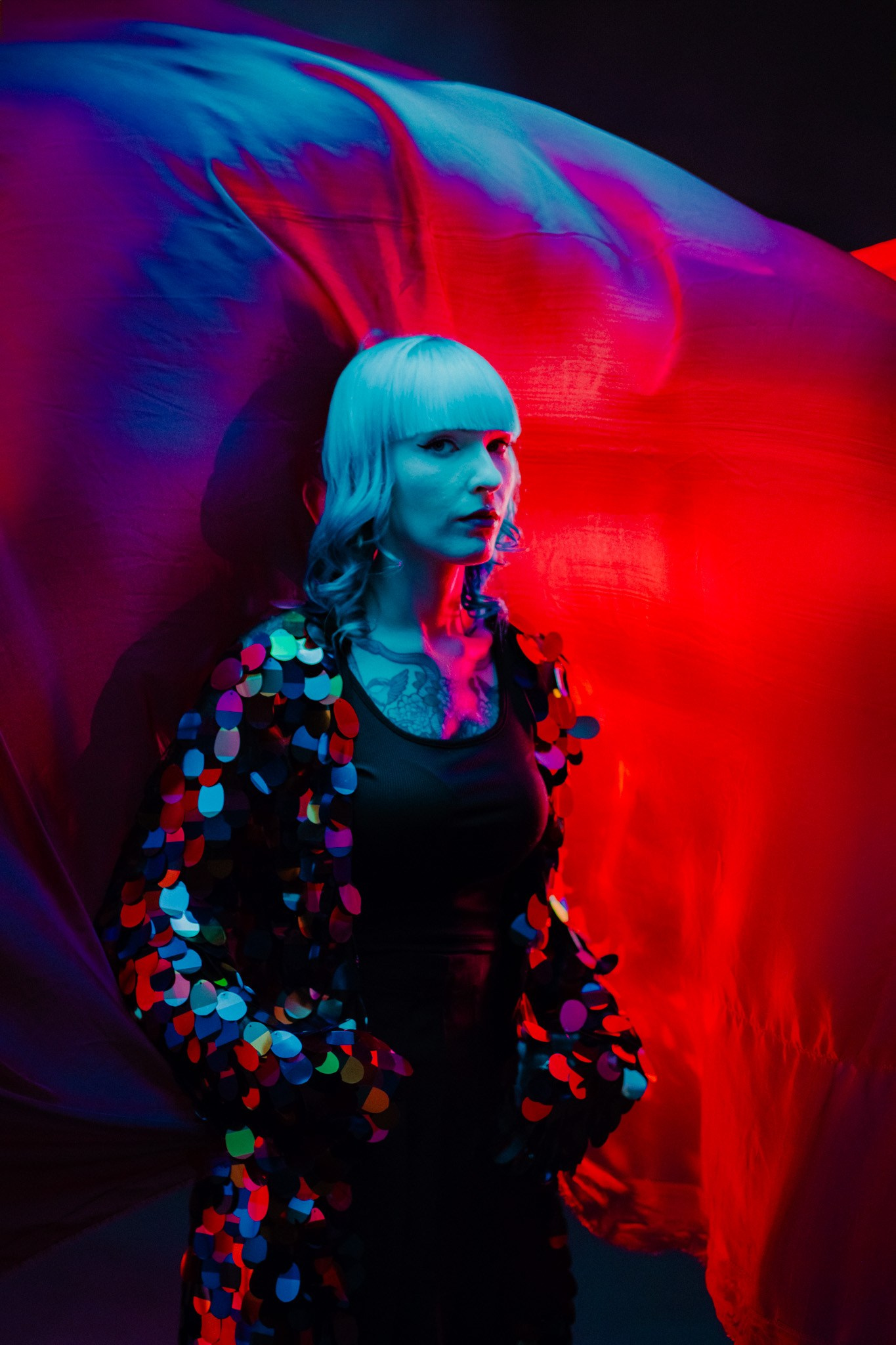 Works. Фотограф с цветным светом и оператор в Москве | Лиля Кичигина