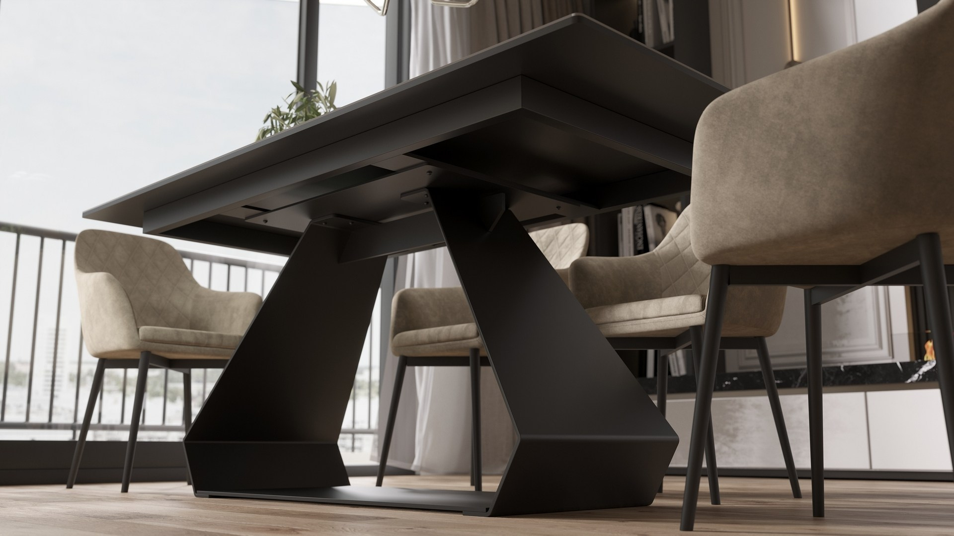 Темный обеденный стол