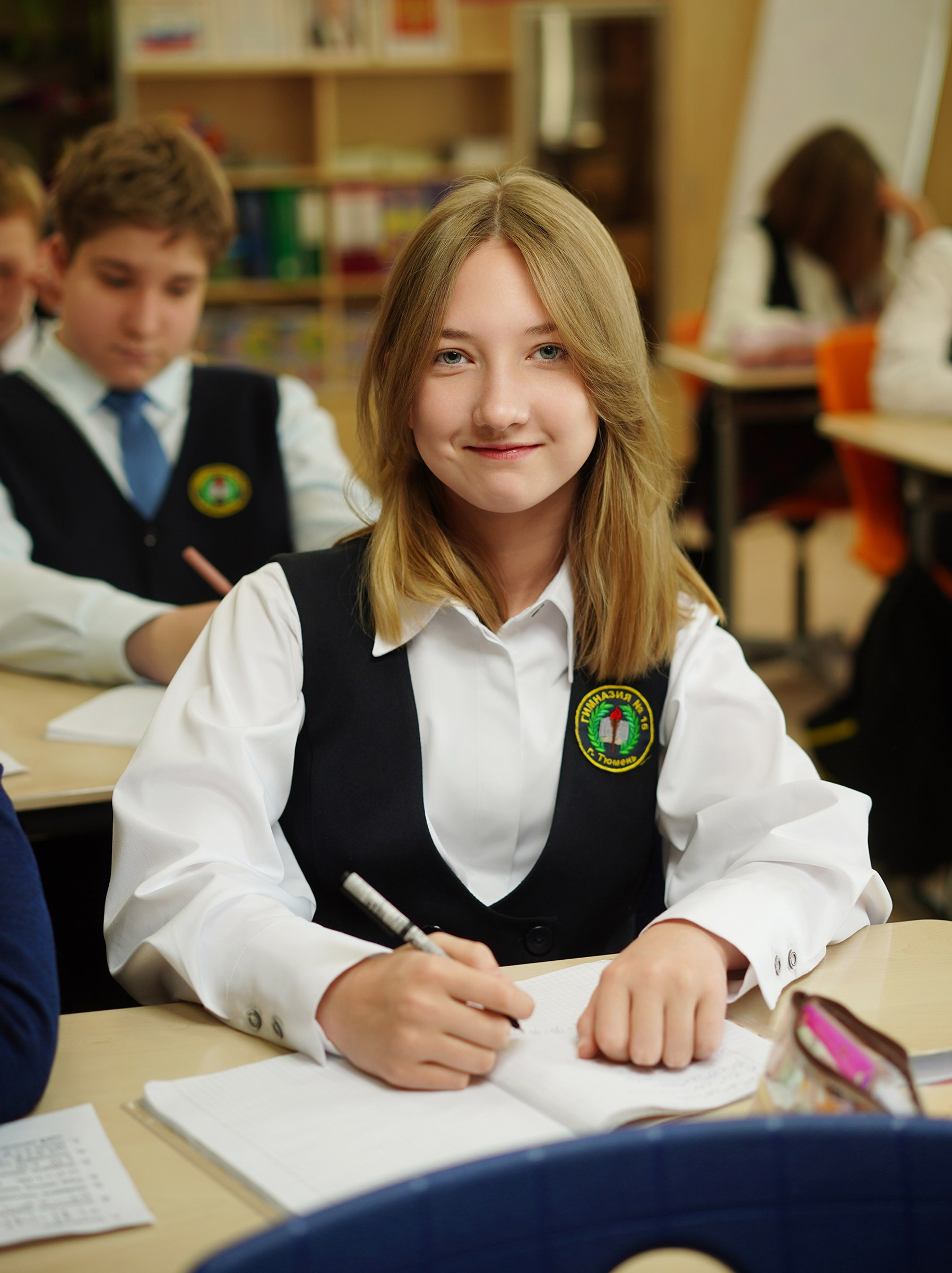 Виньетка + портреты. GOTRA — выпускные альбомы в Тюмени