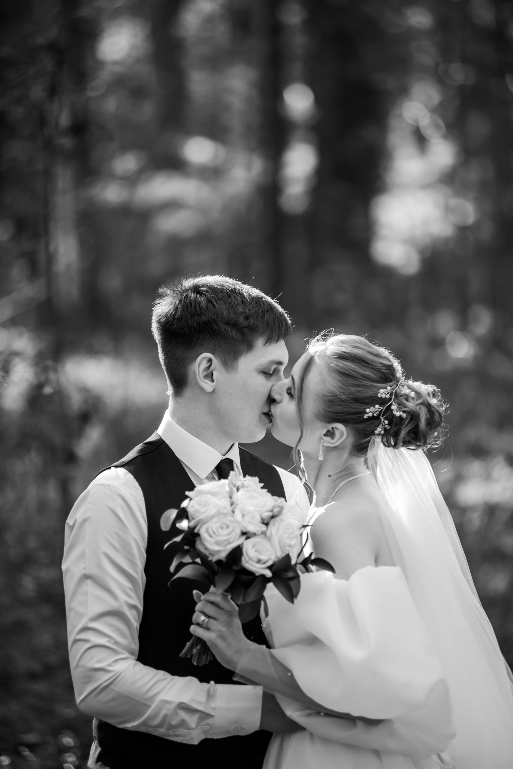 Торжественный день Валерия и Елены. Фотограф в Сузуне — Зоя Попова (Собственная фотостудия)