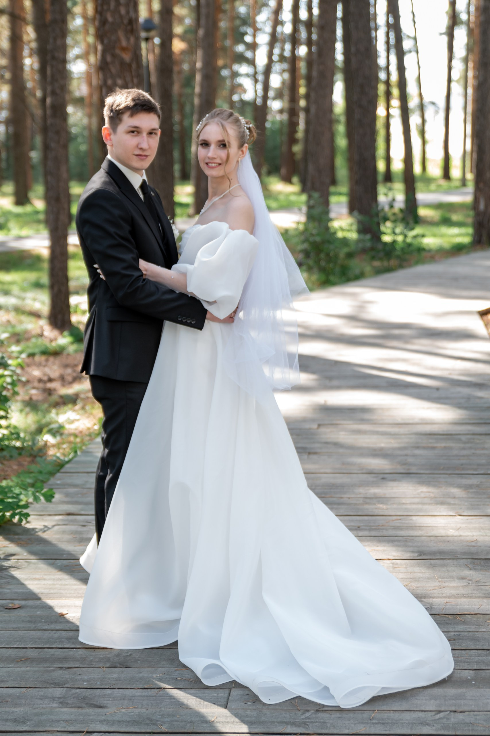 Торжественный день Валерия и Елены. Фотограф в Сузуне — Зоя Попова (Собственная фотостудия)