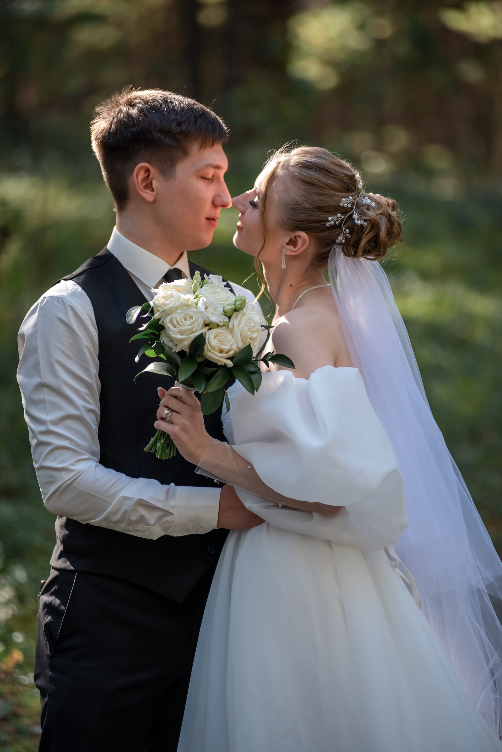 Торжественный день Валерия и Елены. Фотограф в Сузуне — Зоя Попова (Собственная фотостудия)