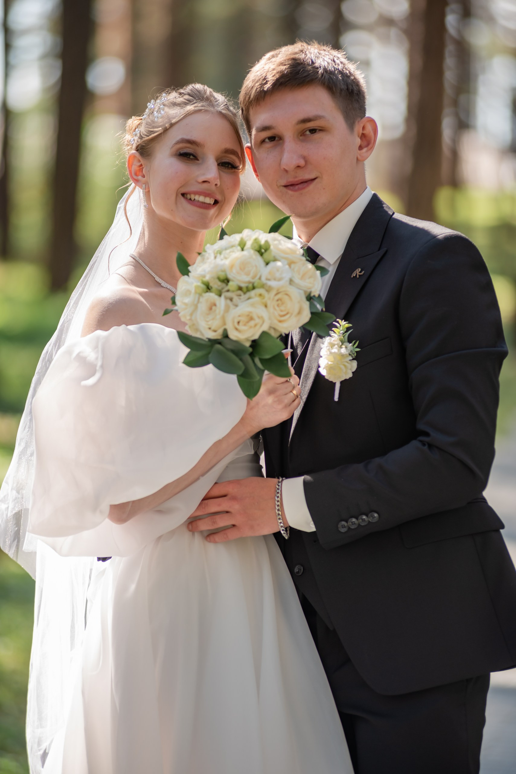 Торжественный день Валерия и Елены. Фотограф в Сузуне — Зоя Попова (Собственная фотостудия)