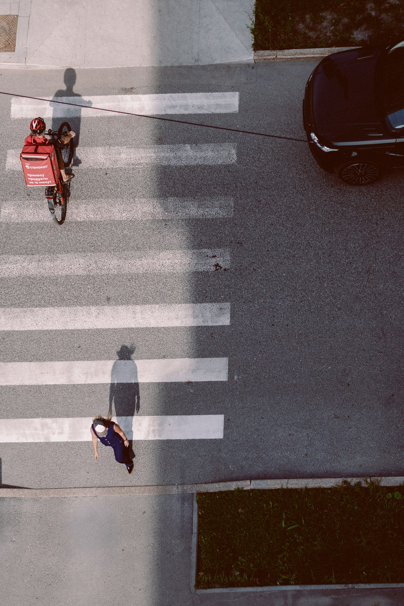 ъемка в стиле стрит-стайл на улице Ленина, Тюменьъемка в стиле стрит-стайл на улице Ленина, Тюмень
