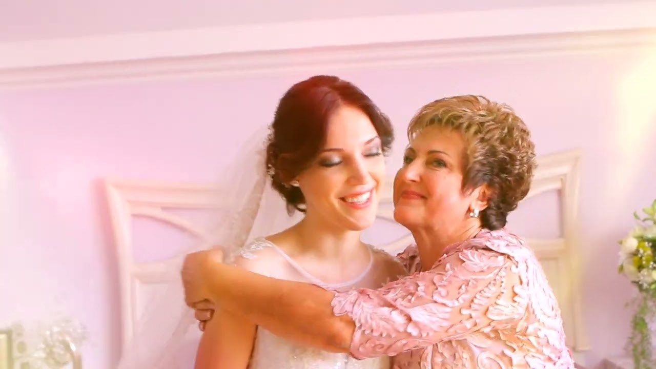 Профессиональный свадебный фотограф: Сохраните ваши волшебные моменты. Выпускной альбом Новосибирск