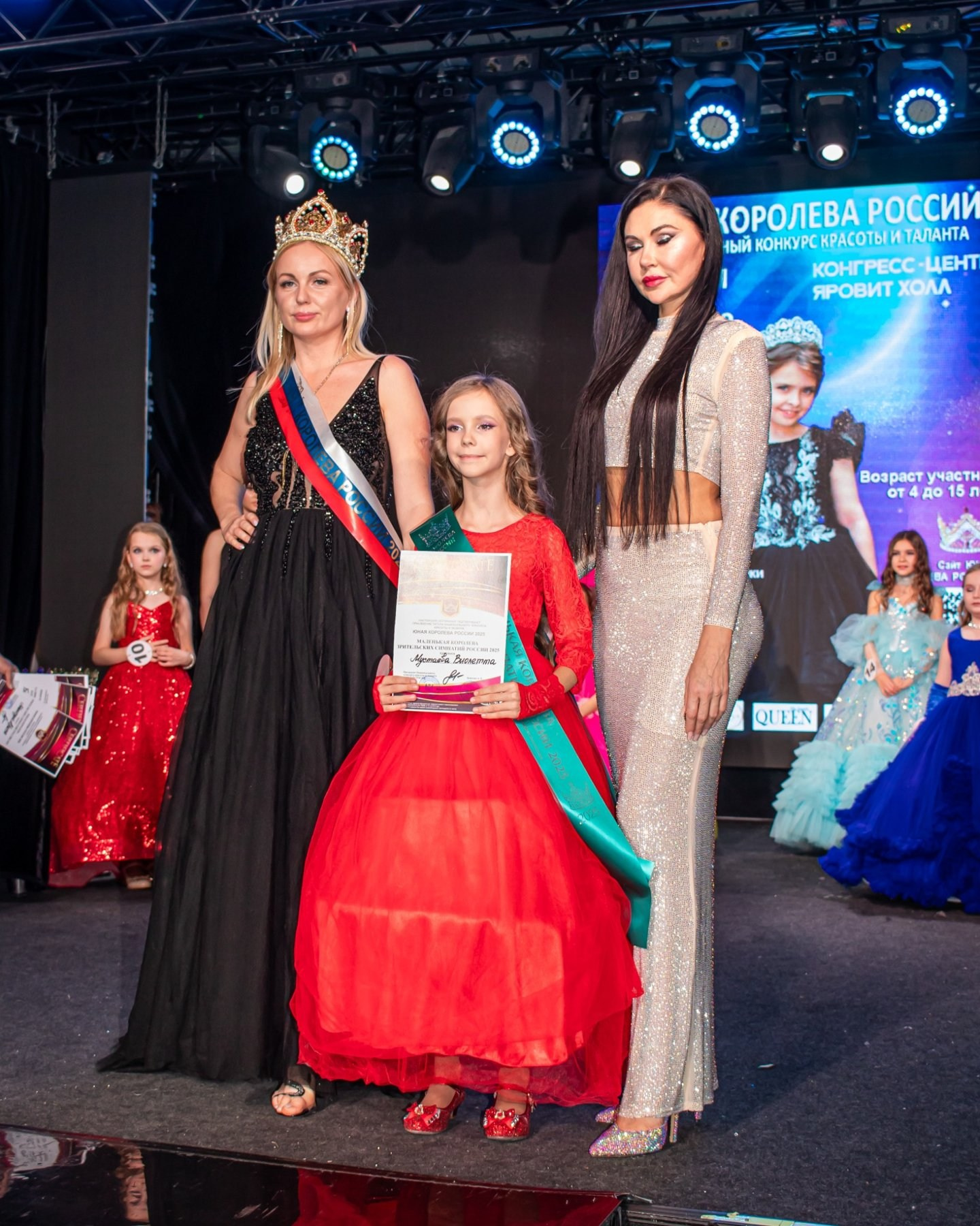 Юная Королева России 2025 — фотосъёмка конкурса красоты | Фотограф Карасёва Елена, Москва