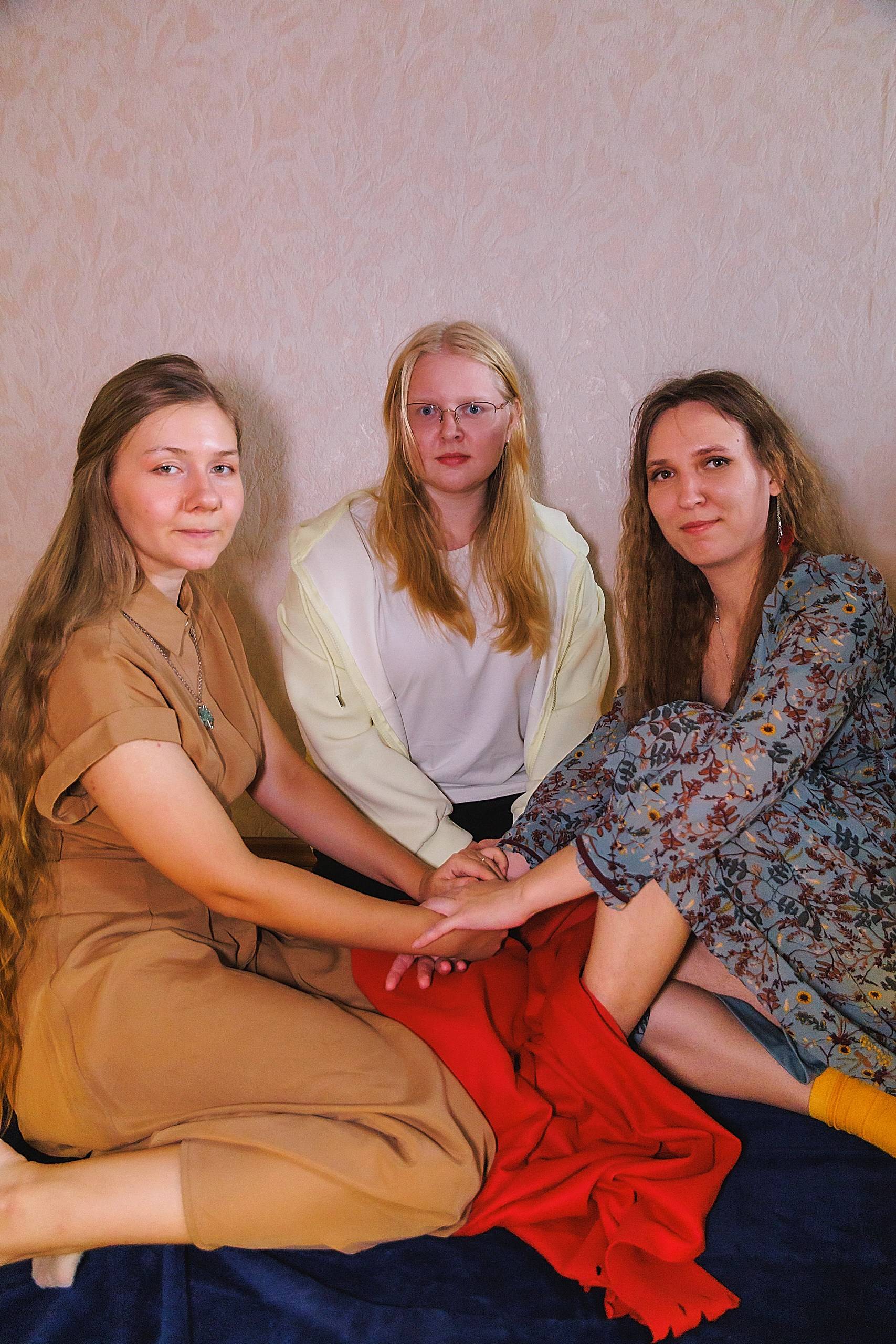 Тёплая осенняя фотосессия дома: уют, игры и эмоции | Барнаул