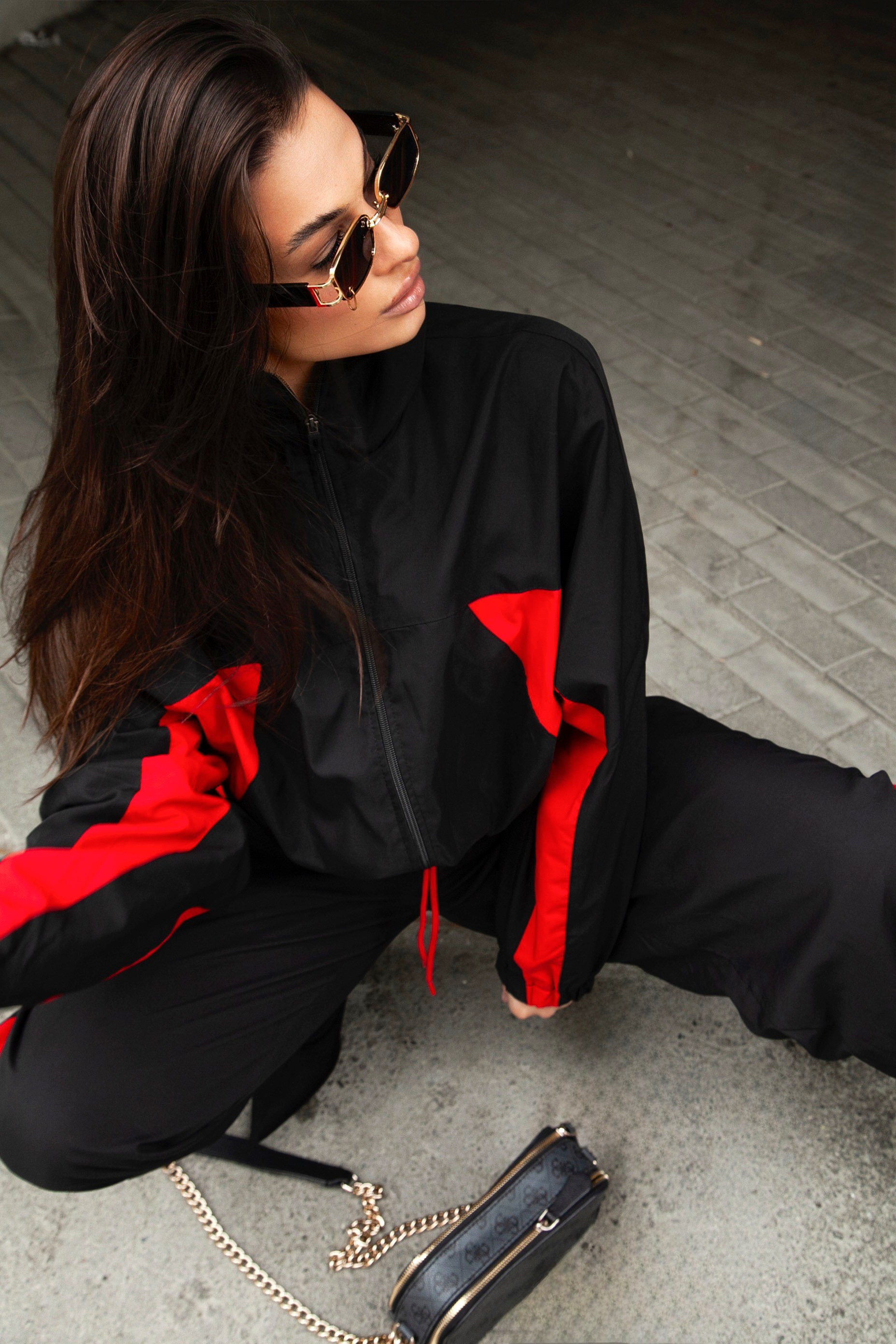 О НАС. CHALOVAFIT