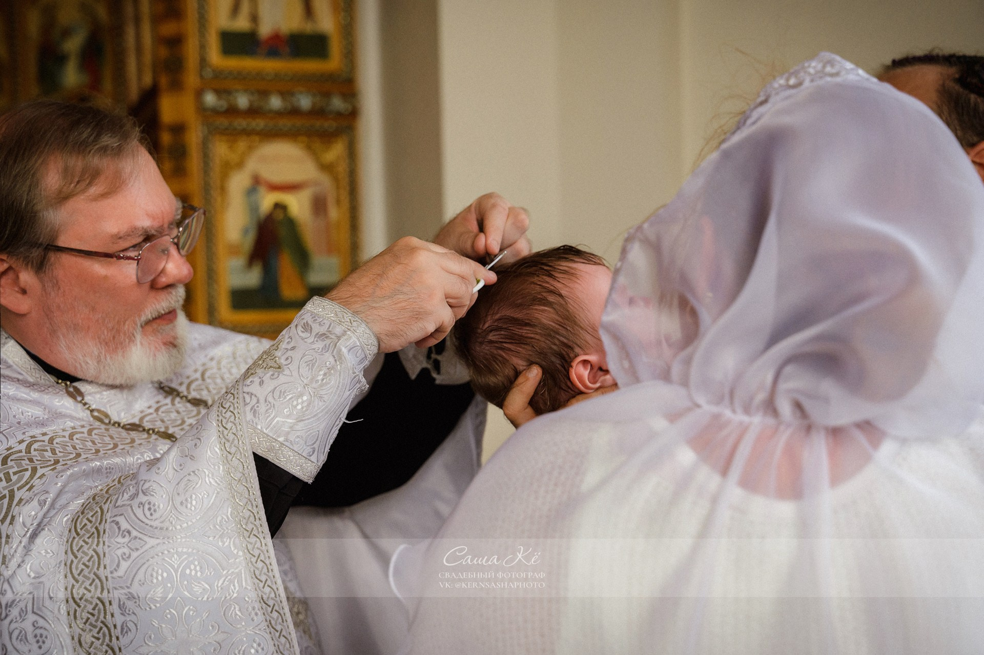 Крещение в соборе Александра Невского. Свадебный, семейный и event фотограф в Новосибирске и Новосибирской области Саша Кё