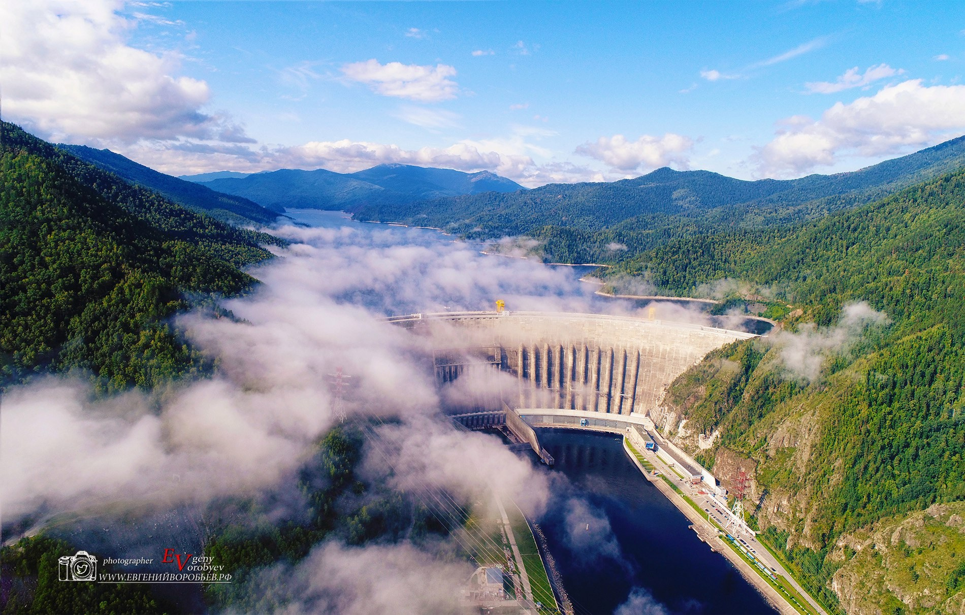 Фотосессии Фотограф в Красноярске на Пхукете Евгений Воробьёв видеосъёмка фотосъёмка с FPV дрона квадрокоптера в Красноярске