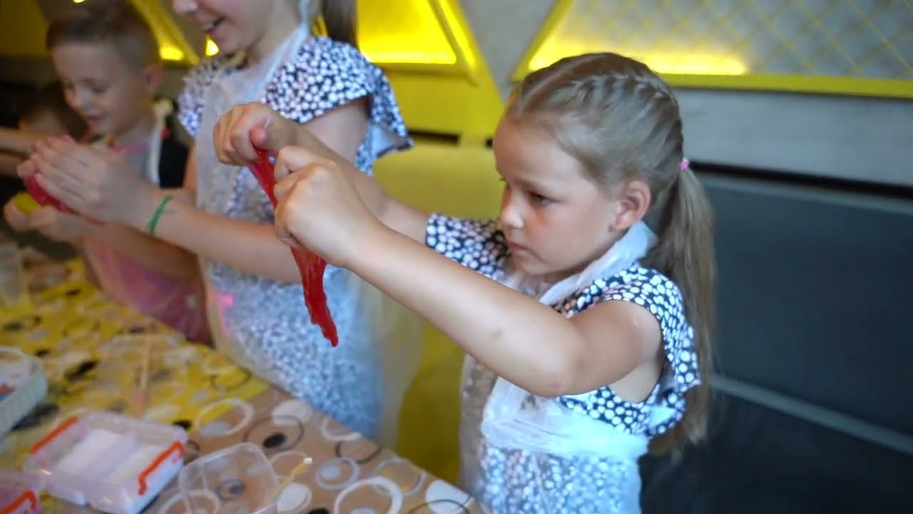 Фотосъемка мастер-класса «Слайм». Фотограф в детский сад в Екатеринбурге, выпускные альбомы Юлия Умерова