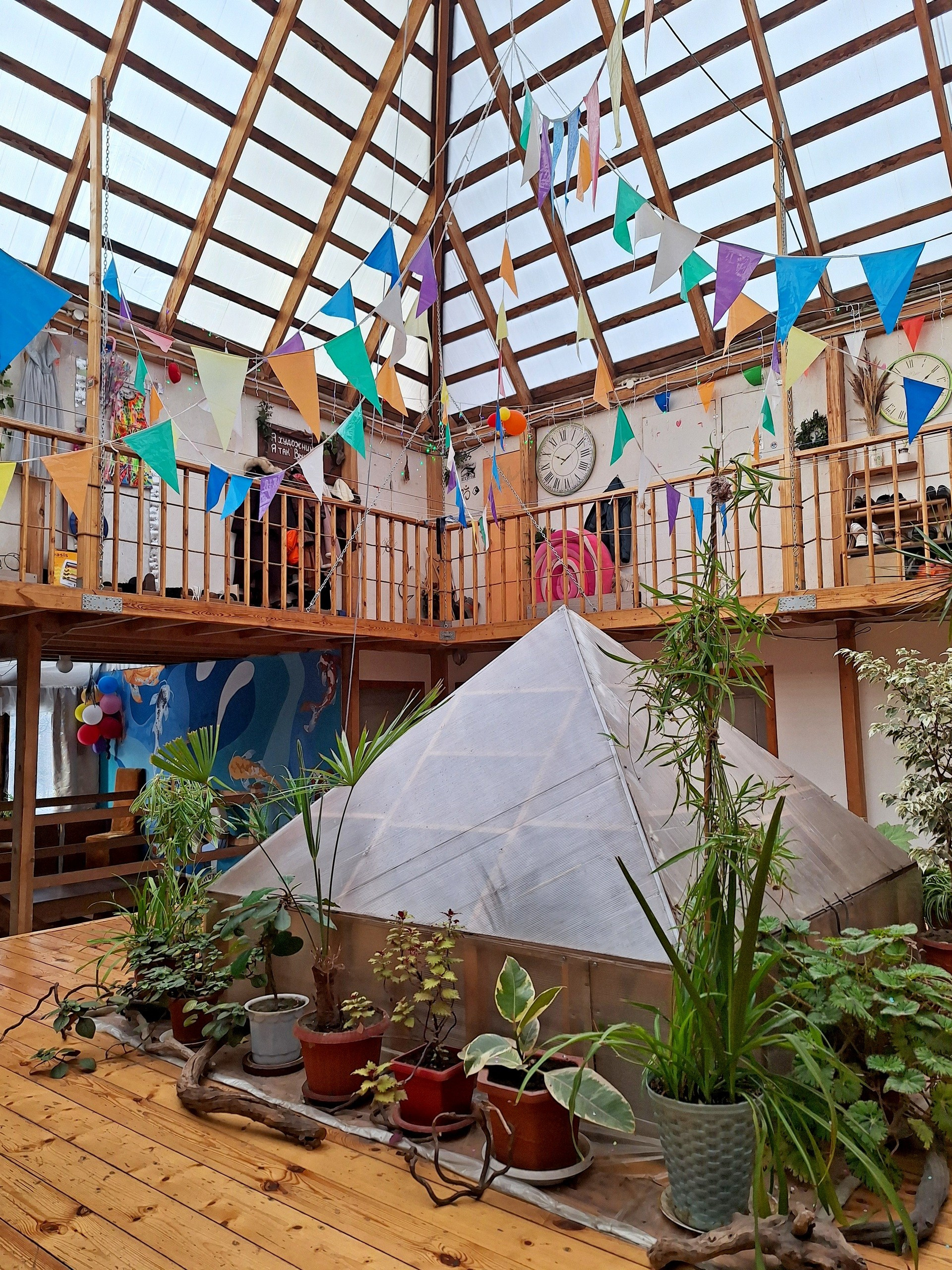 МАСЛЕНИЦА В АРТ-РЕЗИДЕНЦИИ ГУСЛИЦА: ИНТРО. Художник Анастасия Кисткина, Петербург