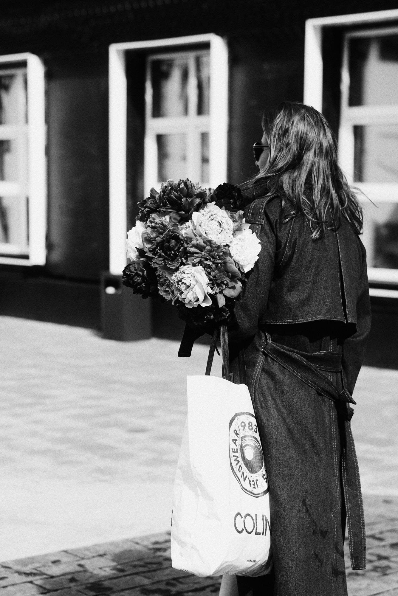 Фотограф Тюмень — Уличная фотосессия на крыше | Дарья Мустафина