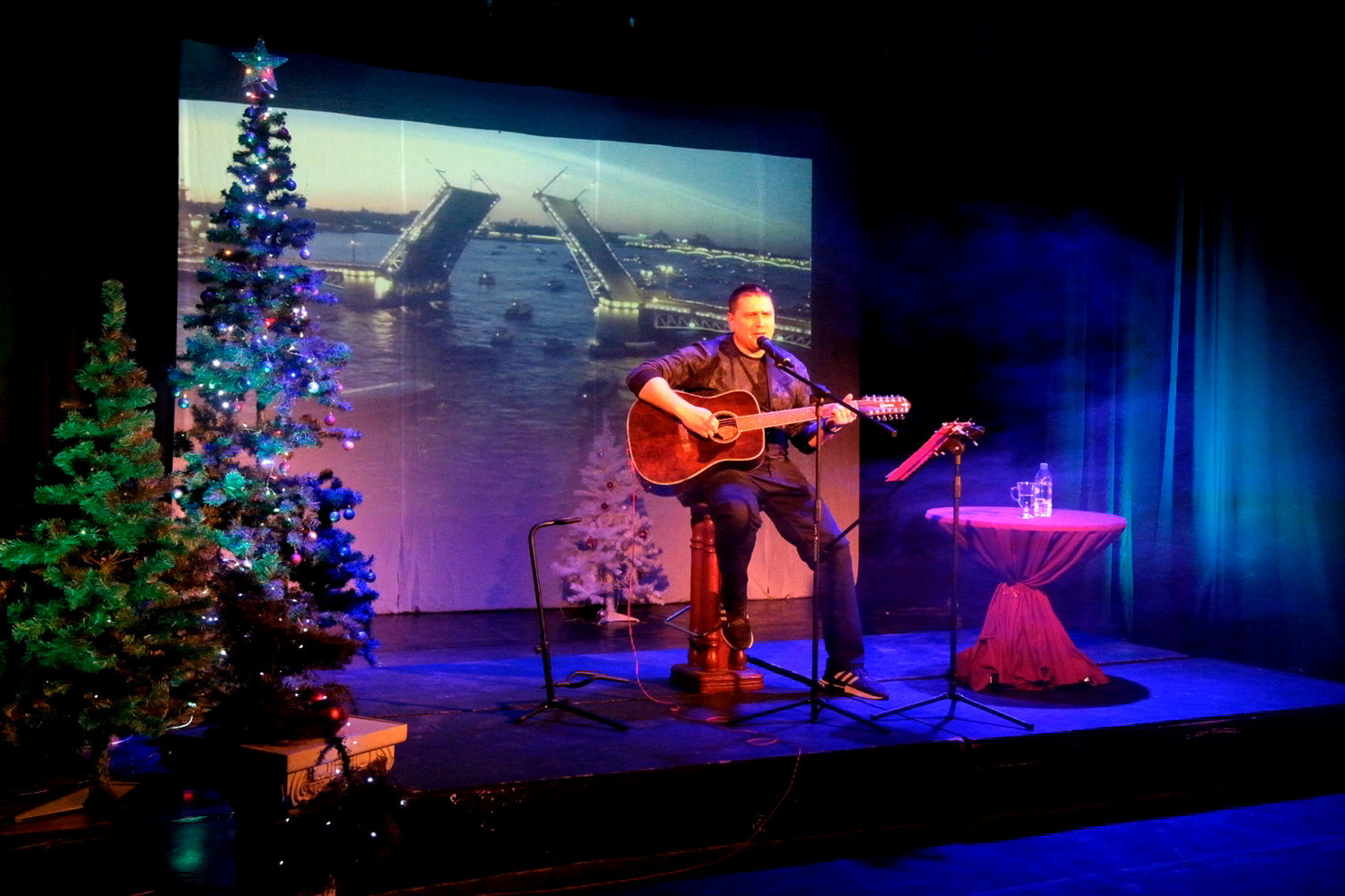 Олег Никитин - бард, автор-исполнитель. Концерт, душевная песня, авторская песня