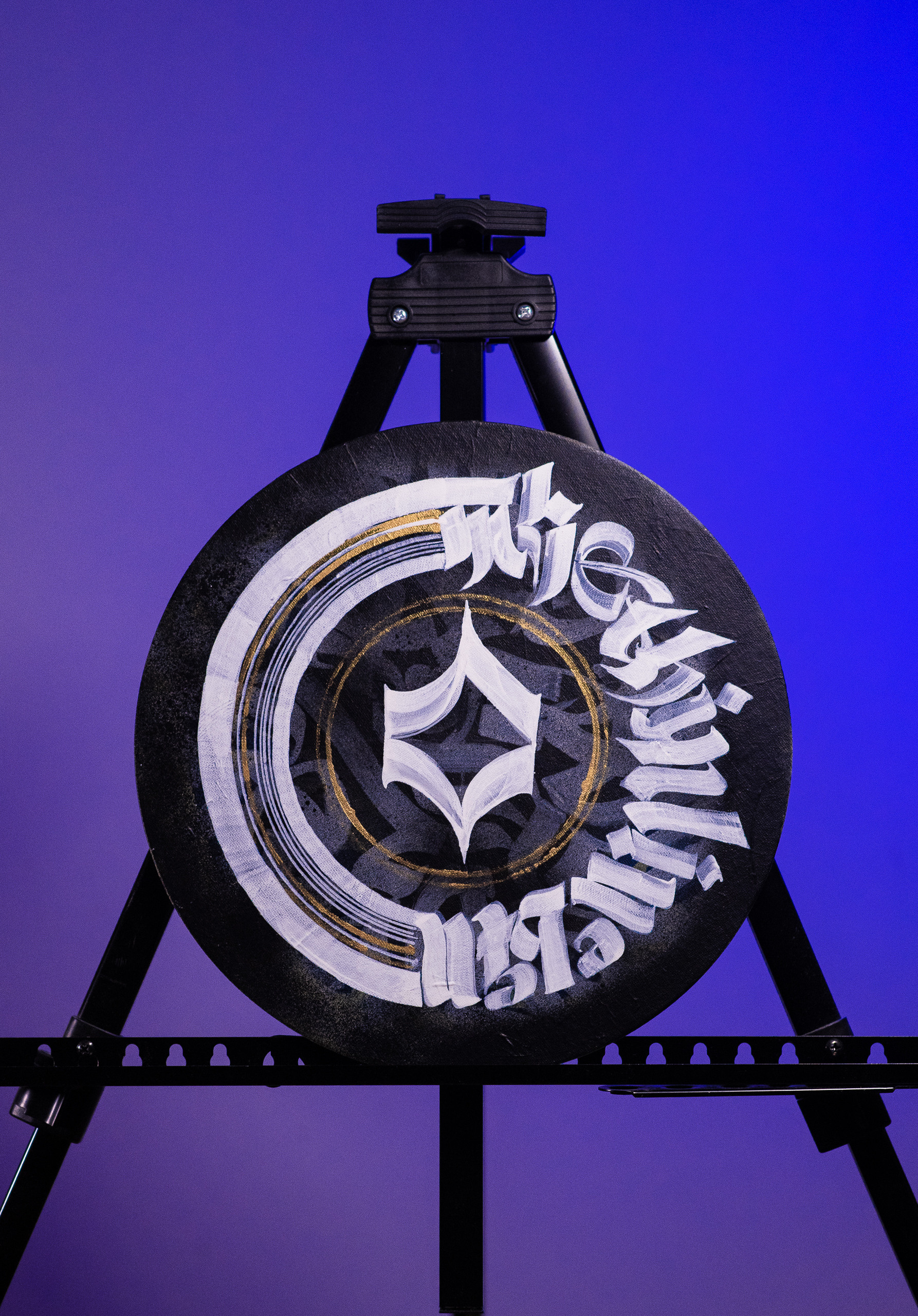 Каллиграфия на холстах со смыслом от Андрея Рэя (1)