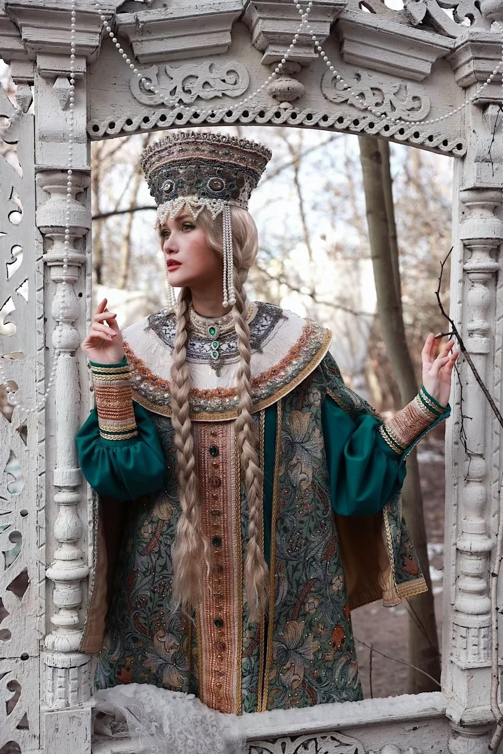 Царица. Русские народные костюмы в Москве