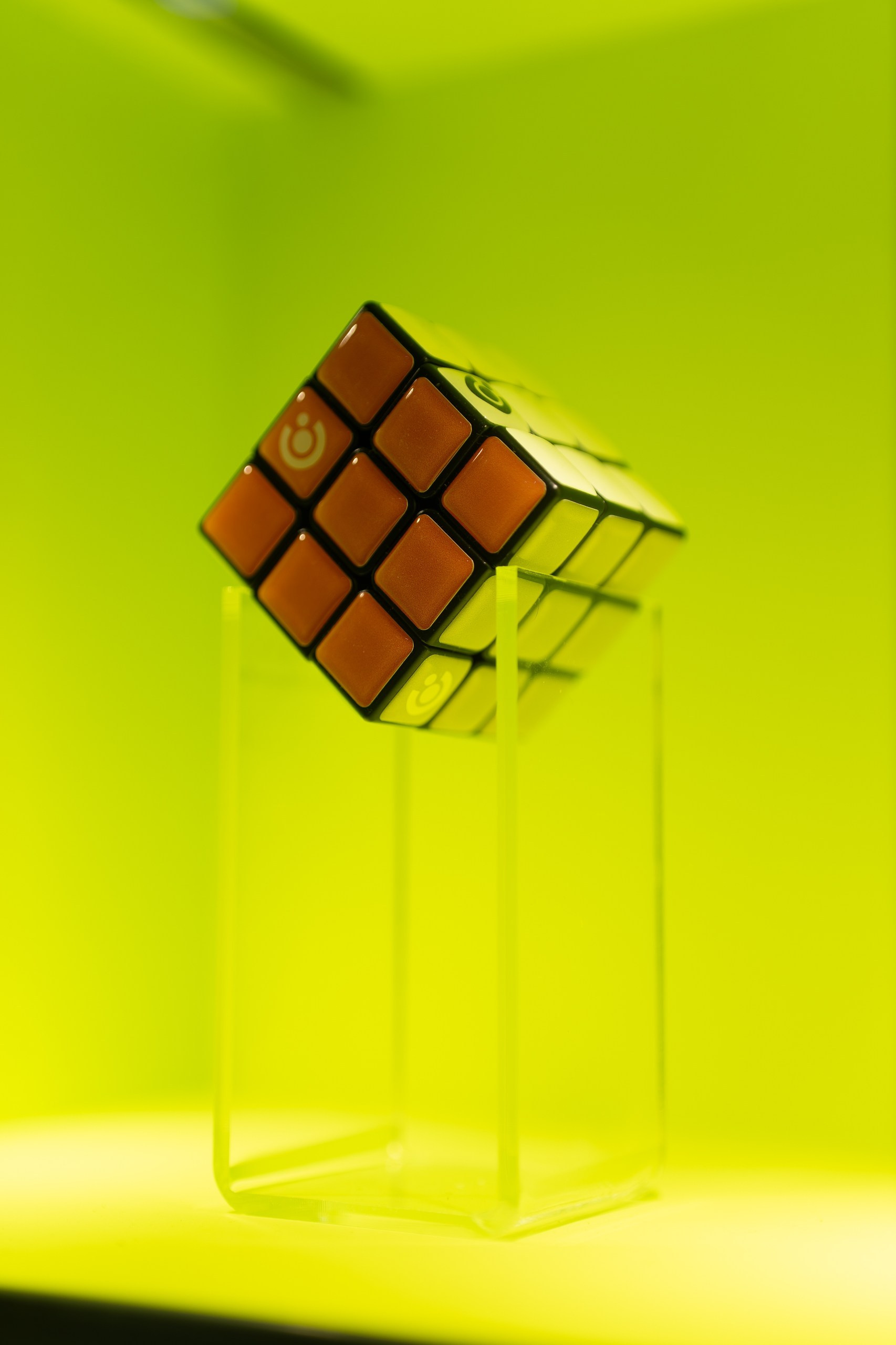 Открытие нового офиса ОТП Банка в Уфе — интерьер, сотрудники, ленточка