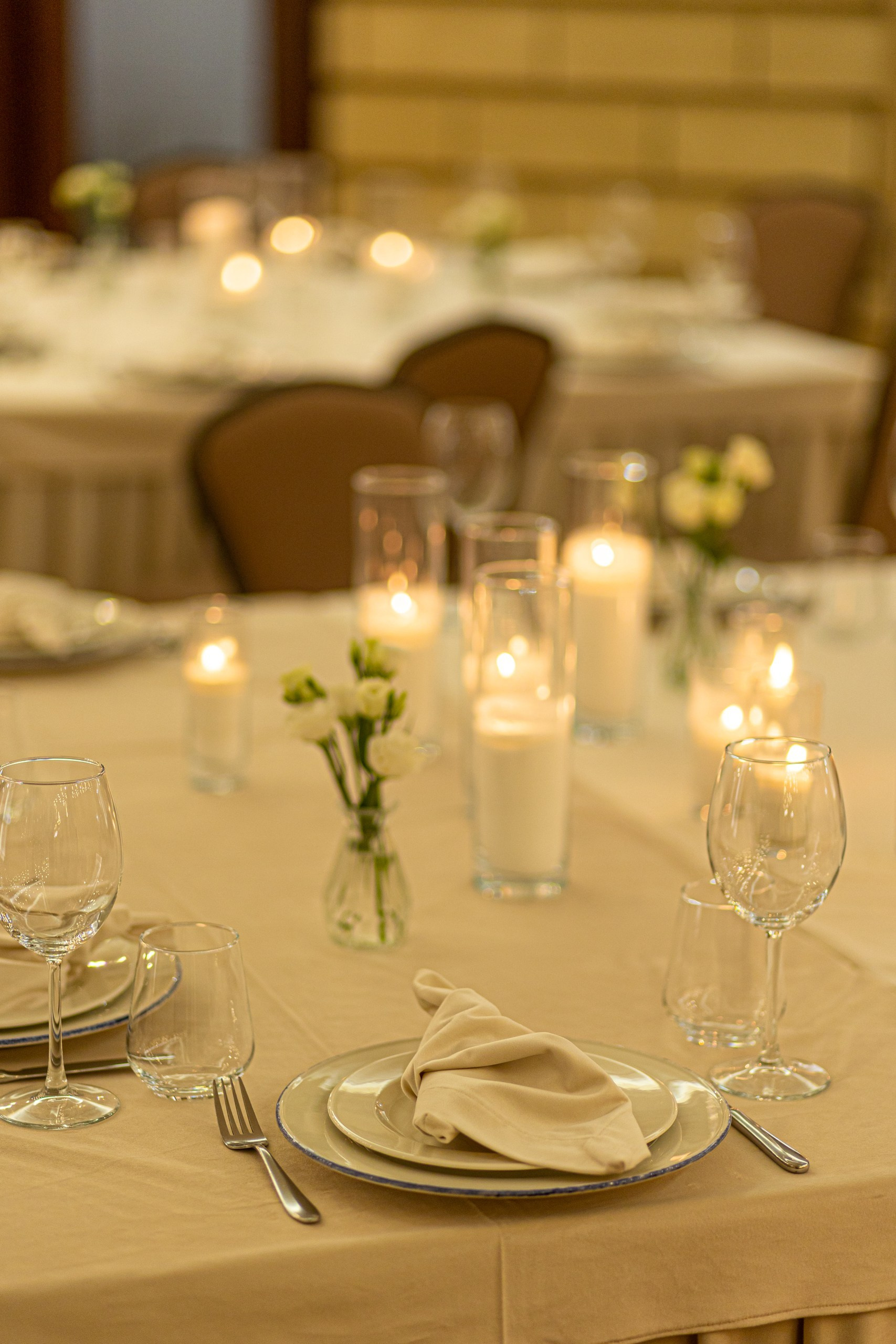 Банкетный зал ресторана Дача. Фотограф в Оренбурге. Профессиональный фотограф