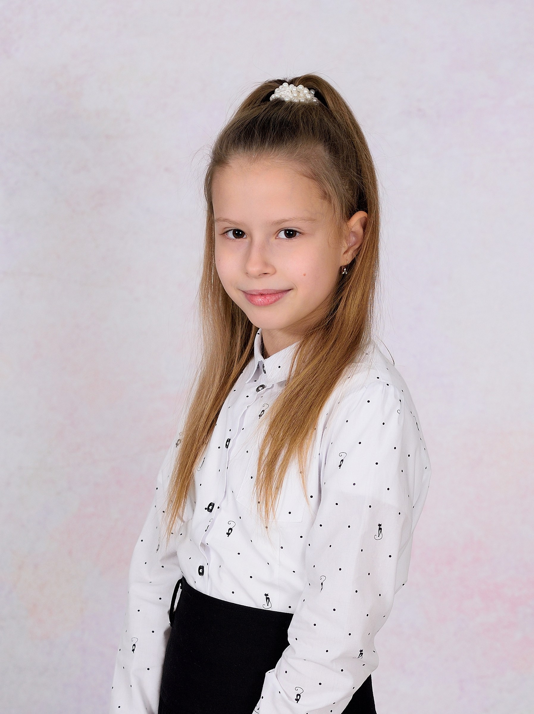 Виньетка и общее фото. Выпускные альбомы для школ и детских садов Александр и Динара