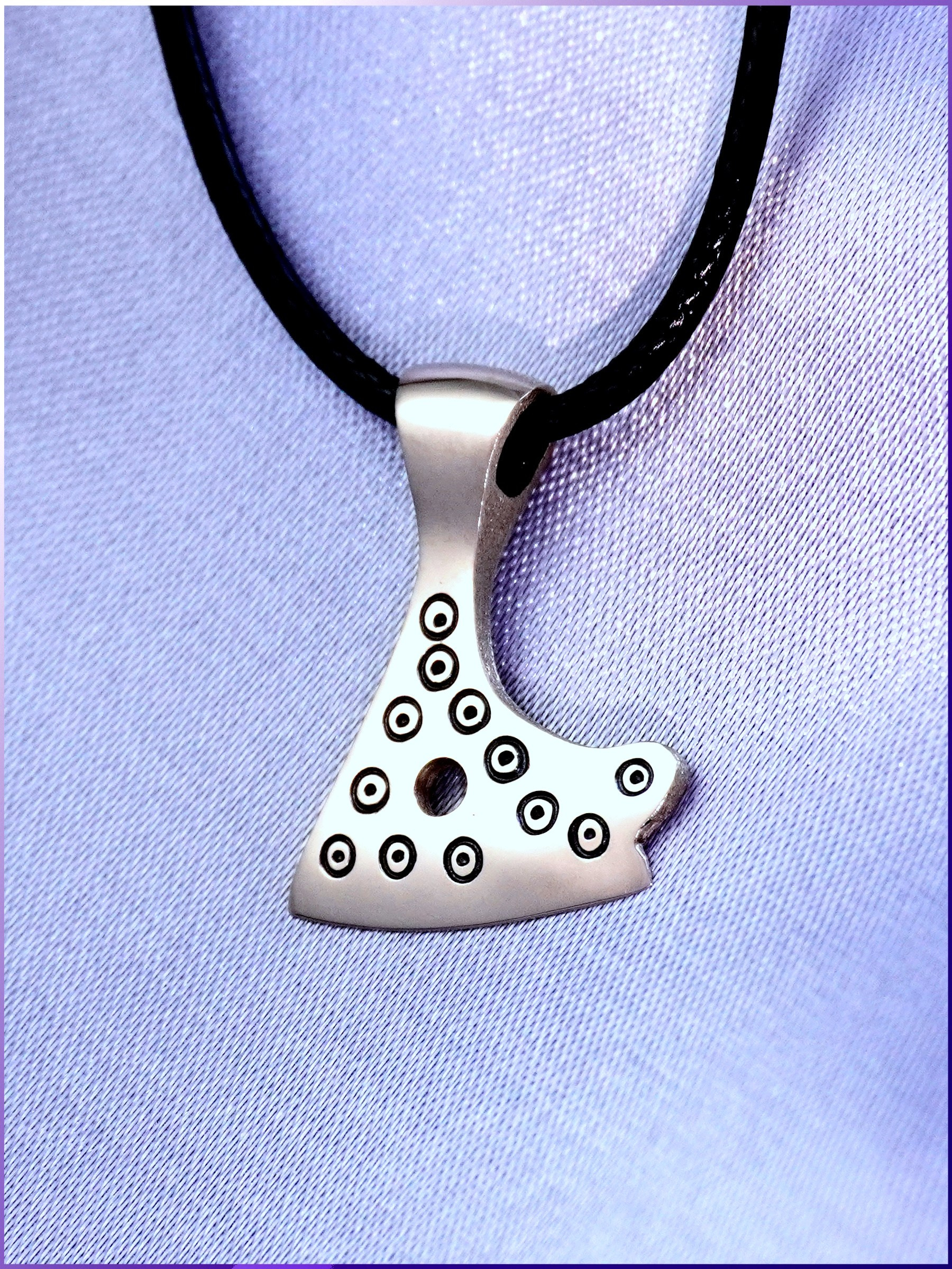 Славянский Топор Перуна с символикой предков